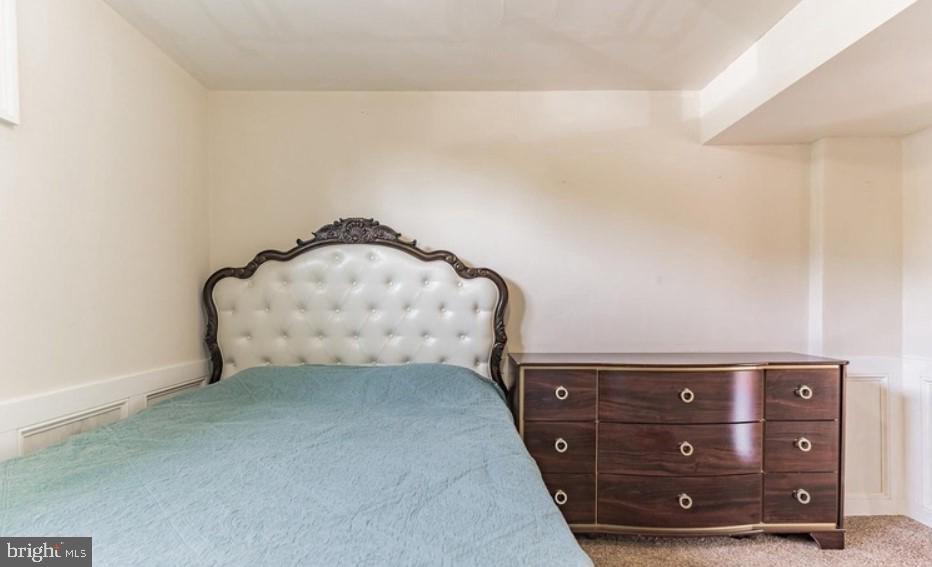 LAKE RIDGE - Residential Lease