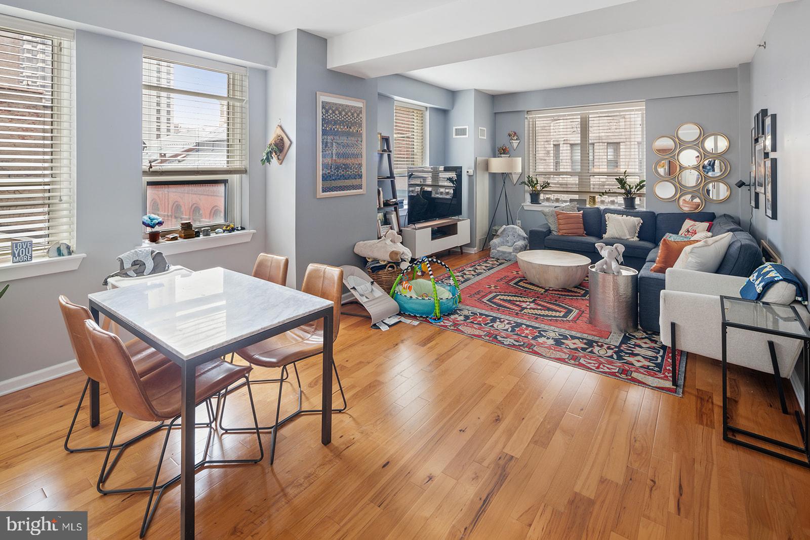 RITTENHOUSE SQUARE - Residential