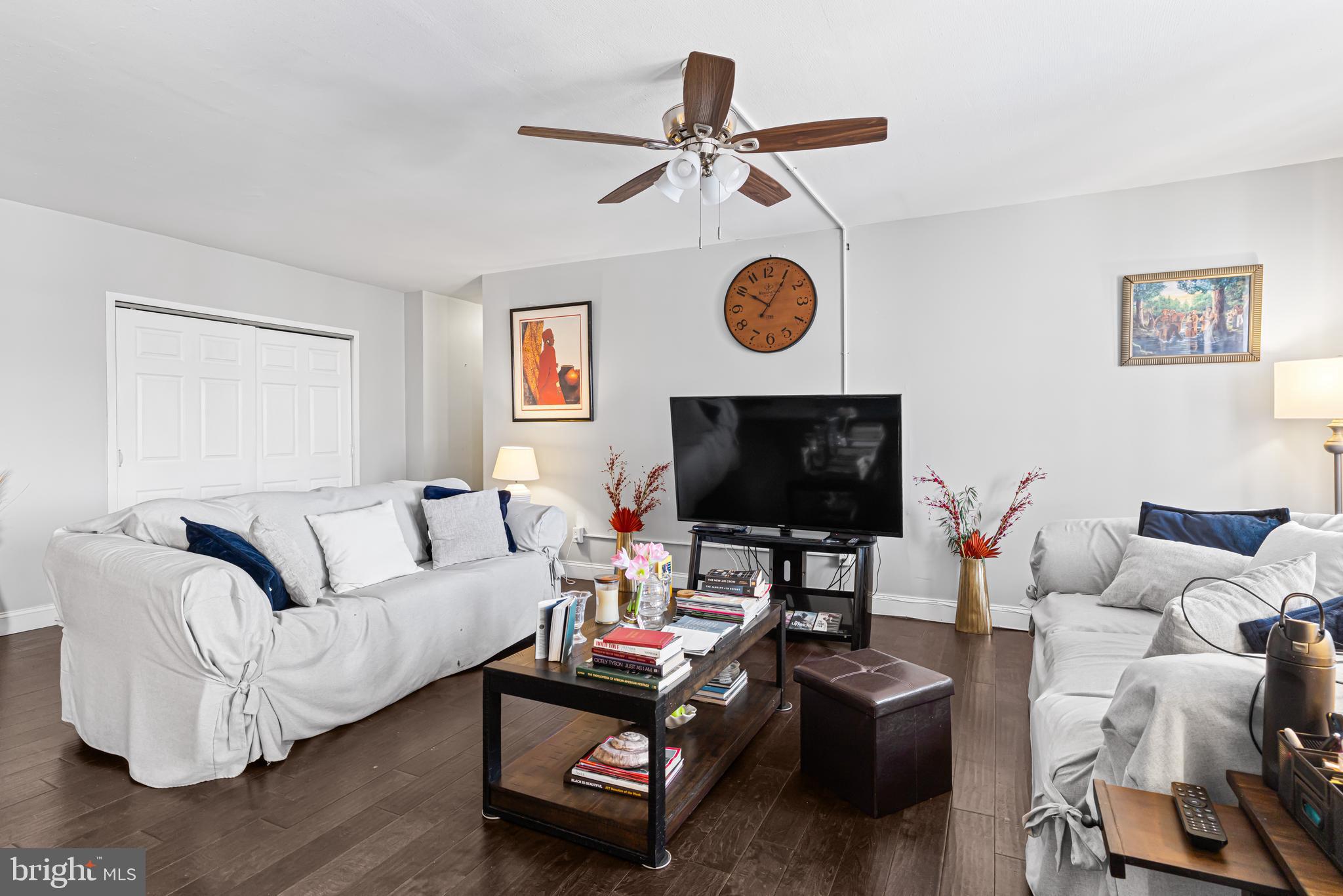 ELKINS PARK HOUSE - Residential