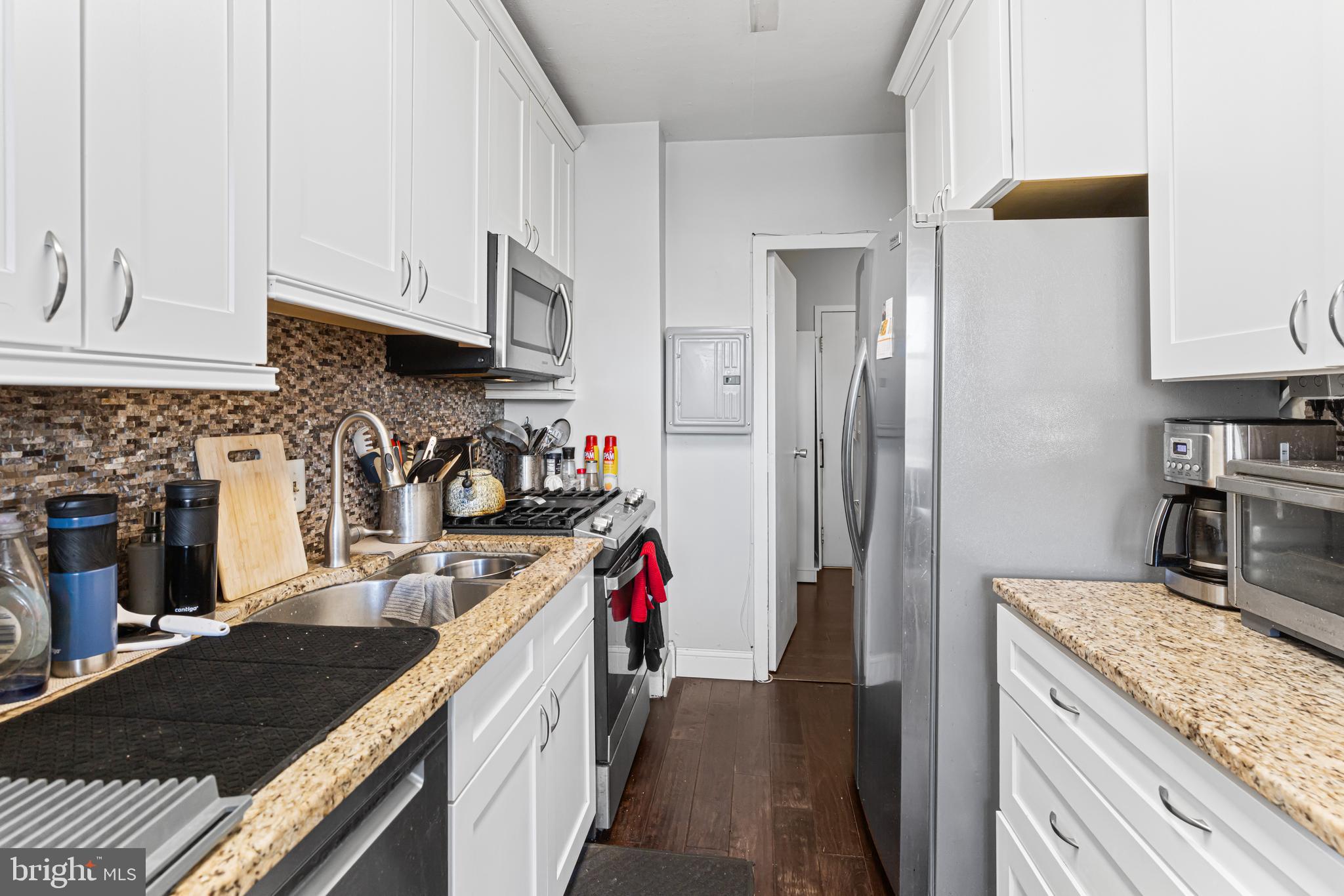 ELKINS PARK HOUSE - Residential