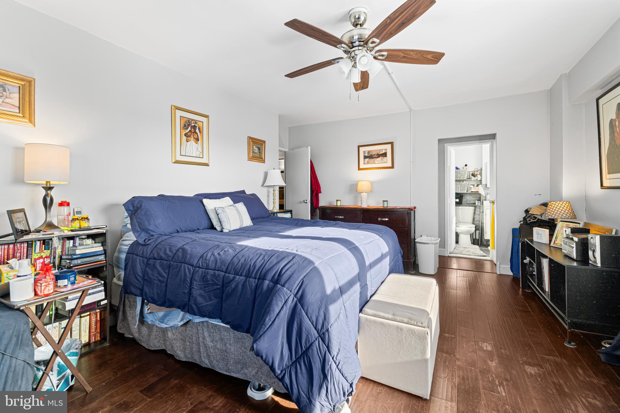 ELKINS PARK HOUSE - Residential