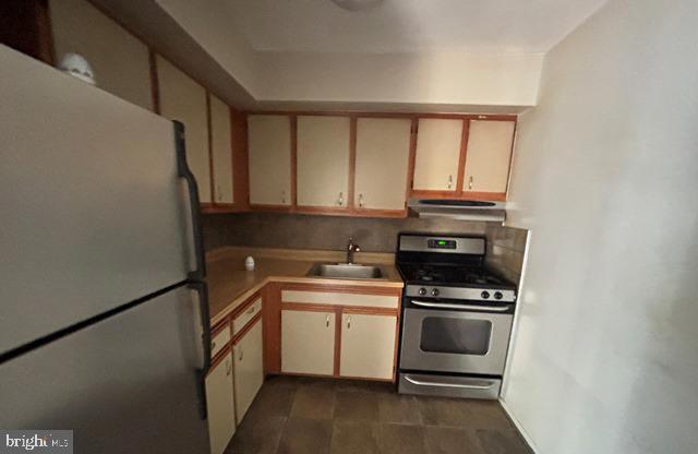 50 GARDEN VIEW TERRACE -18