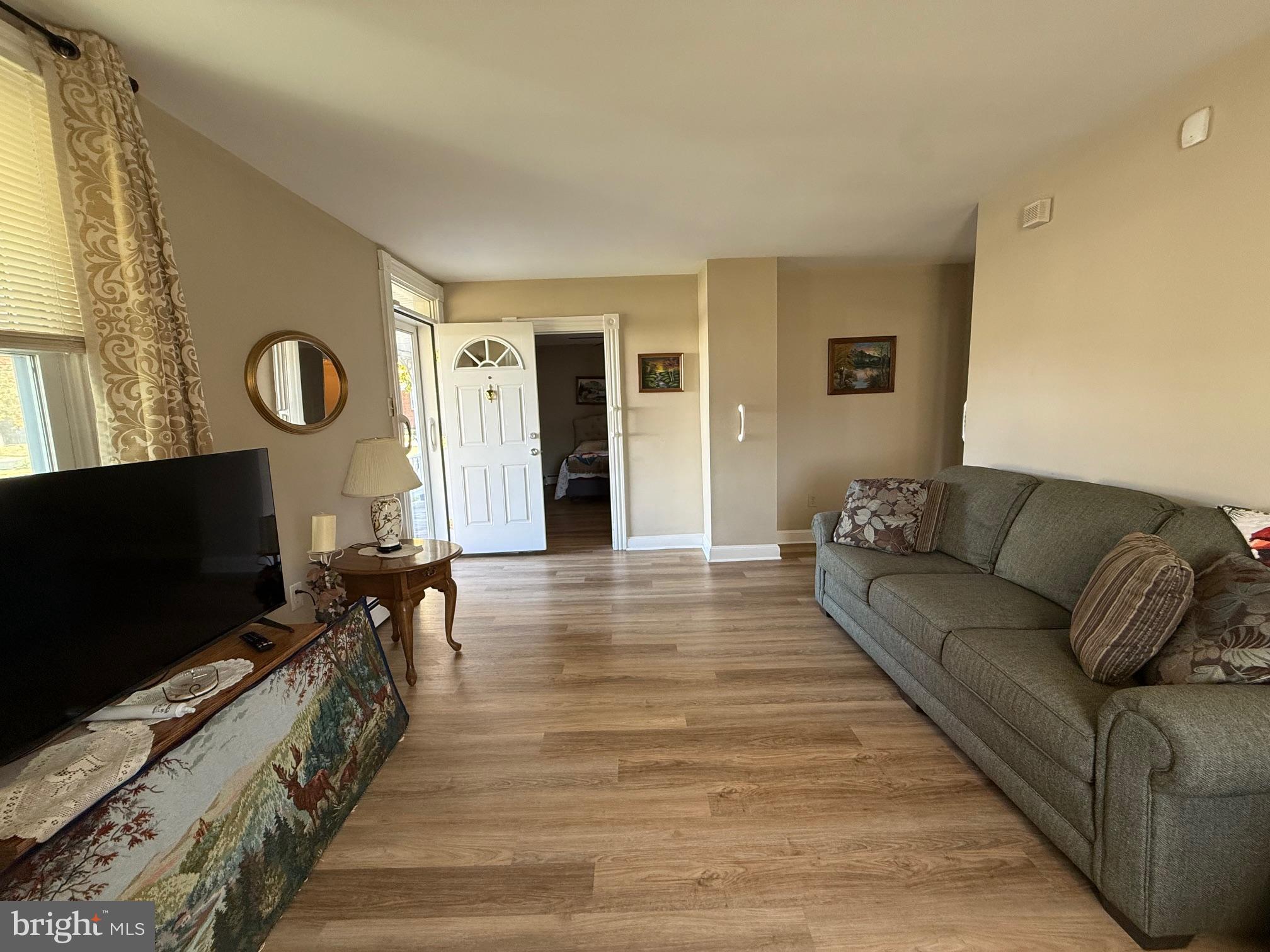 ROSEDALE - Residential