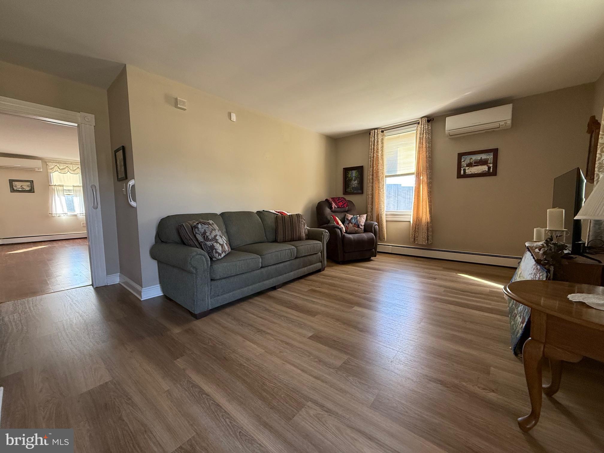 ROSEDALE - Residential