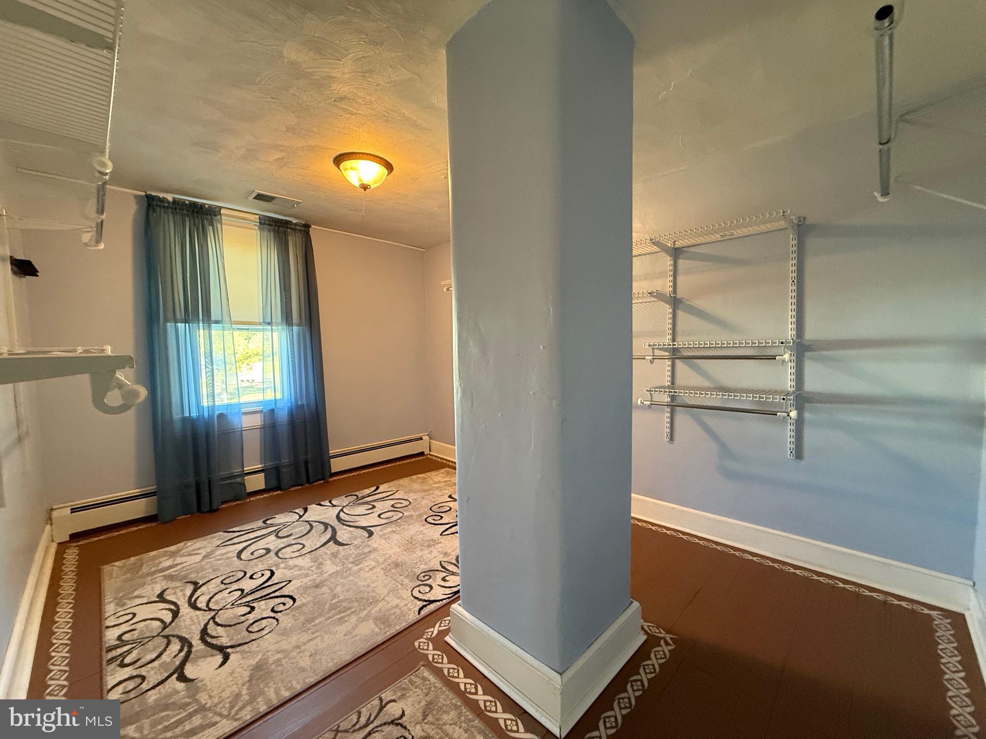 ROSEDALE - Residential