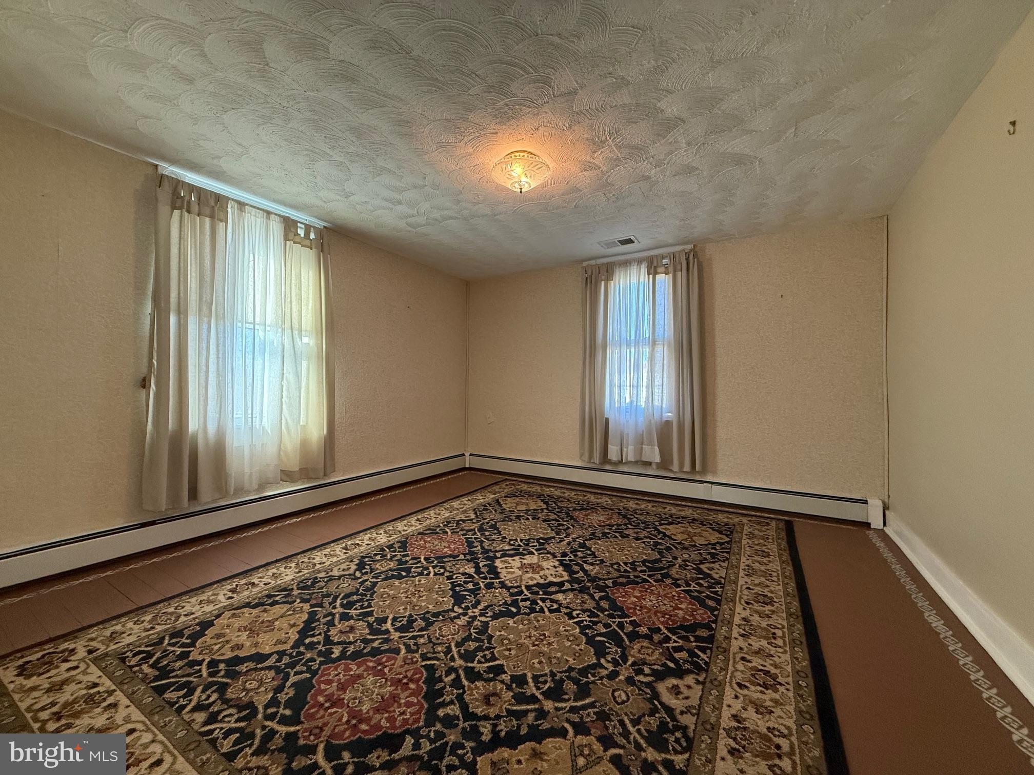 ROSEDALE - Residential