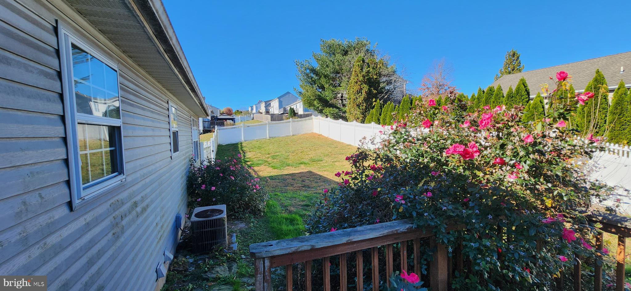 ASBURY POINTE - Residential