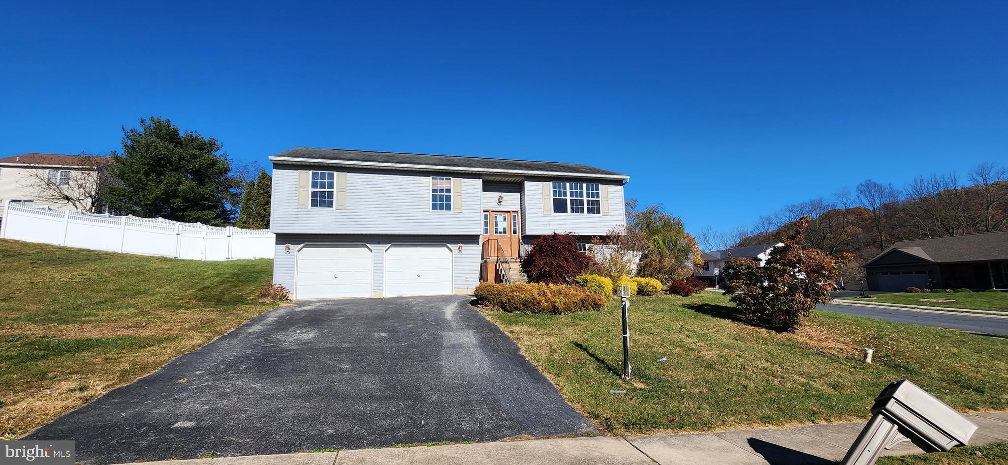 ASBURY POINTE - Residential