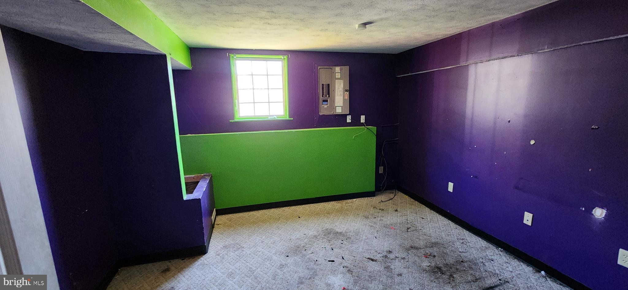 ASBURY POINTE - Residential