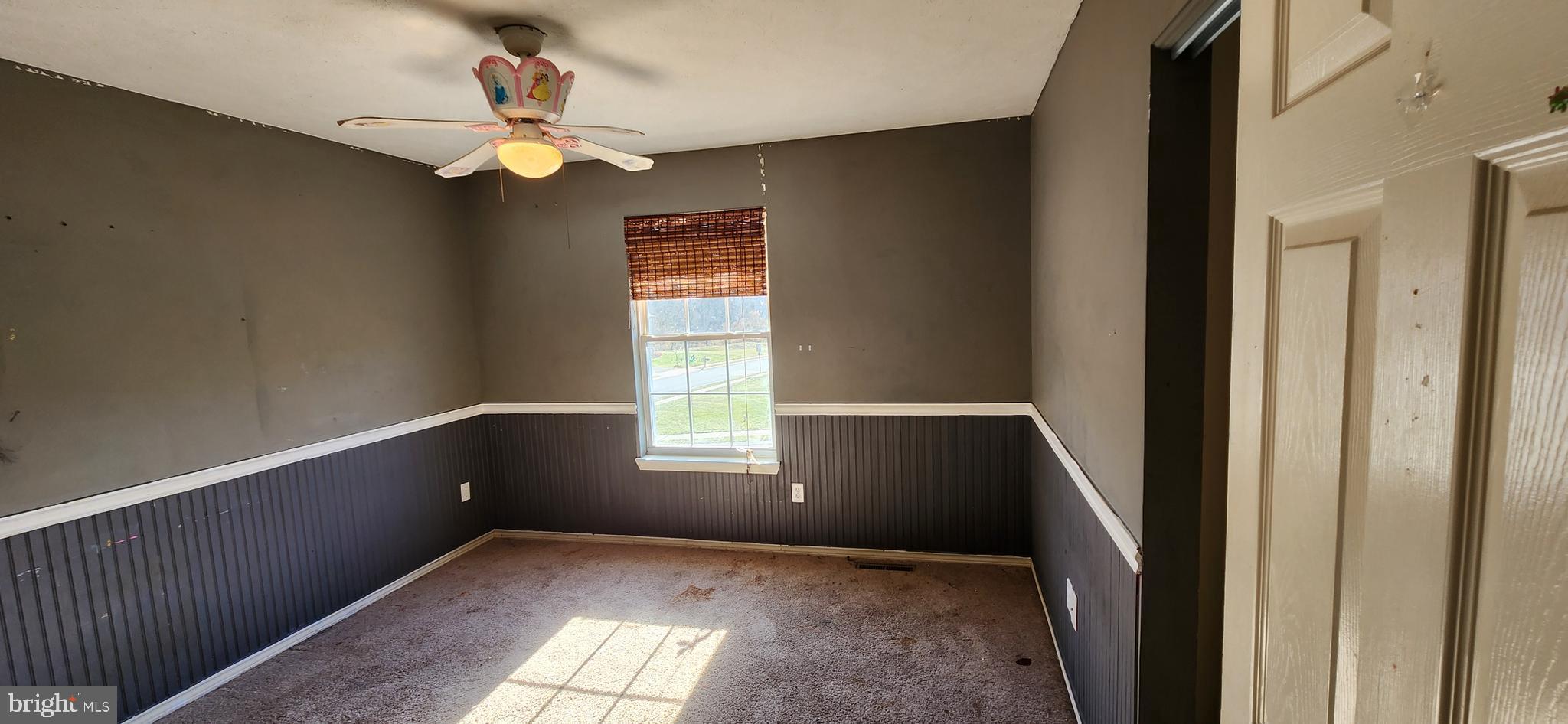 ASBURY POINTE - Residential