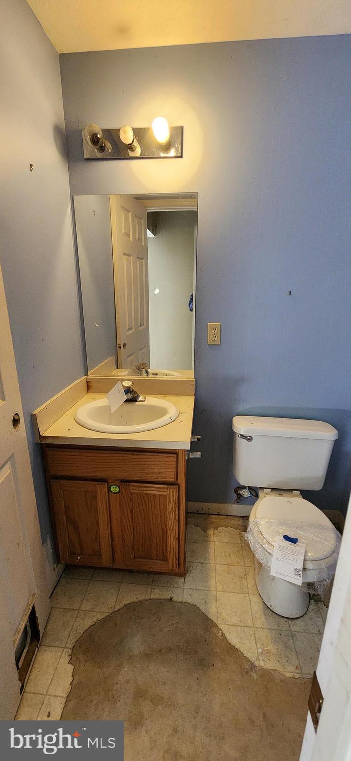 ASBURY POINTE - Residential