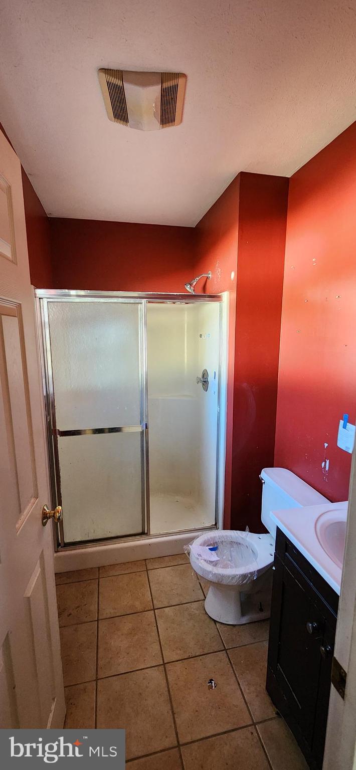 ASBURY POINTE - Residential