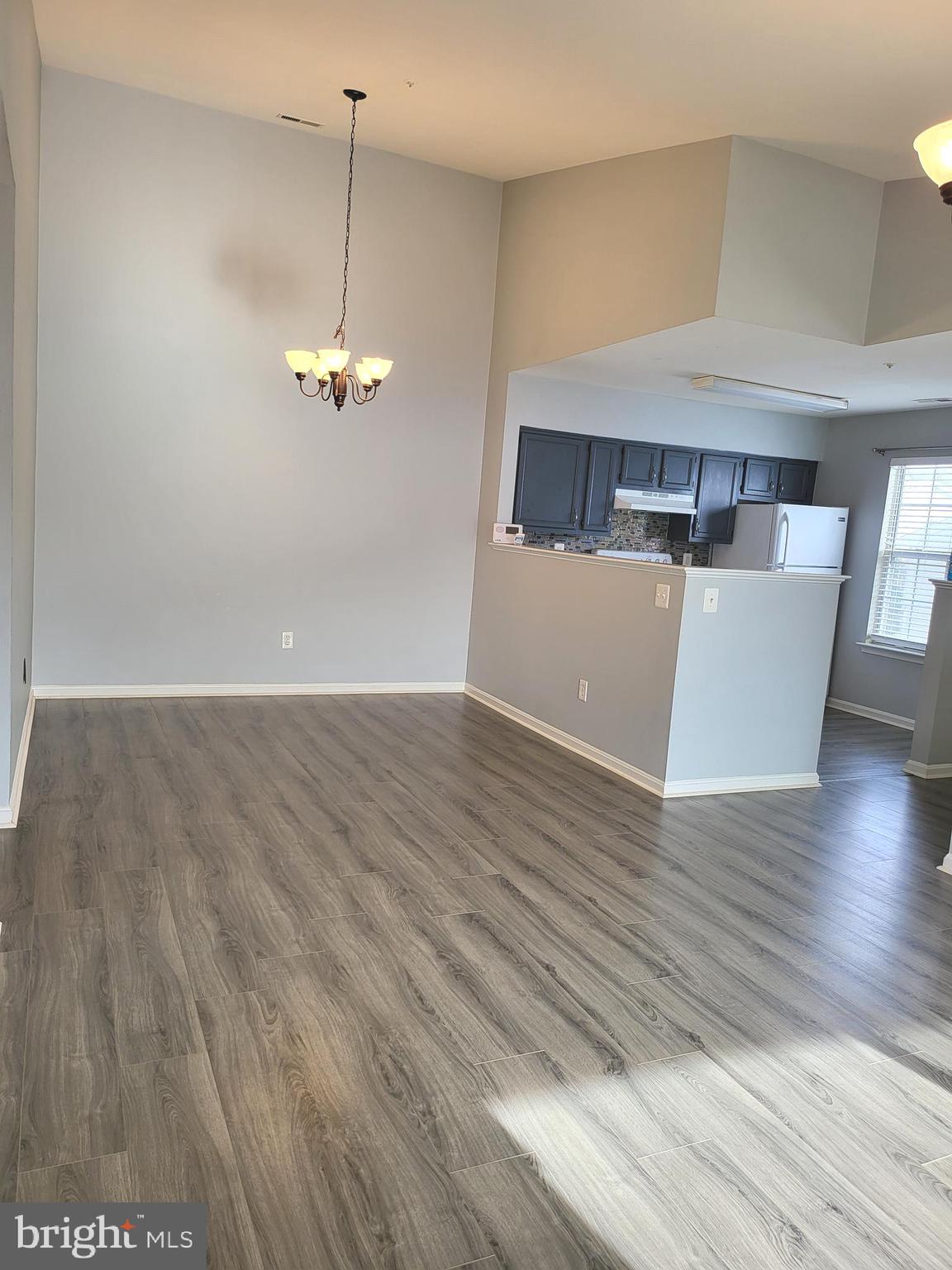 ROLLING OAKS - Residential Lease