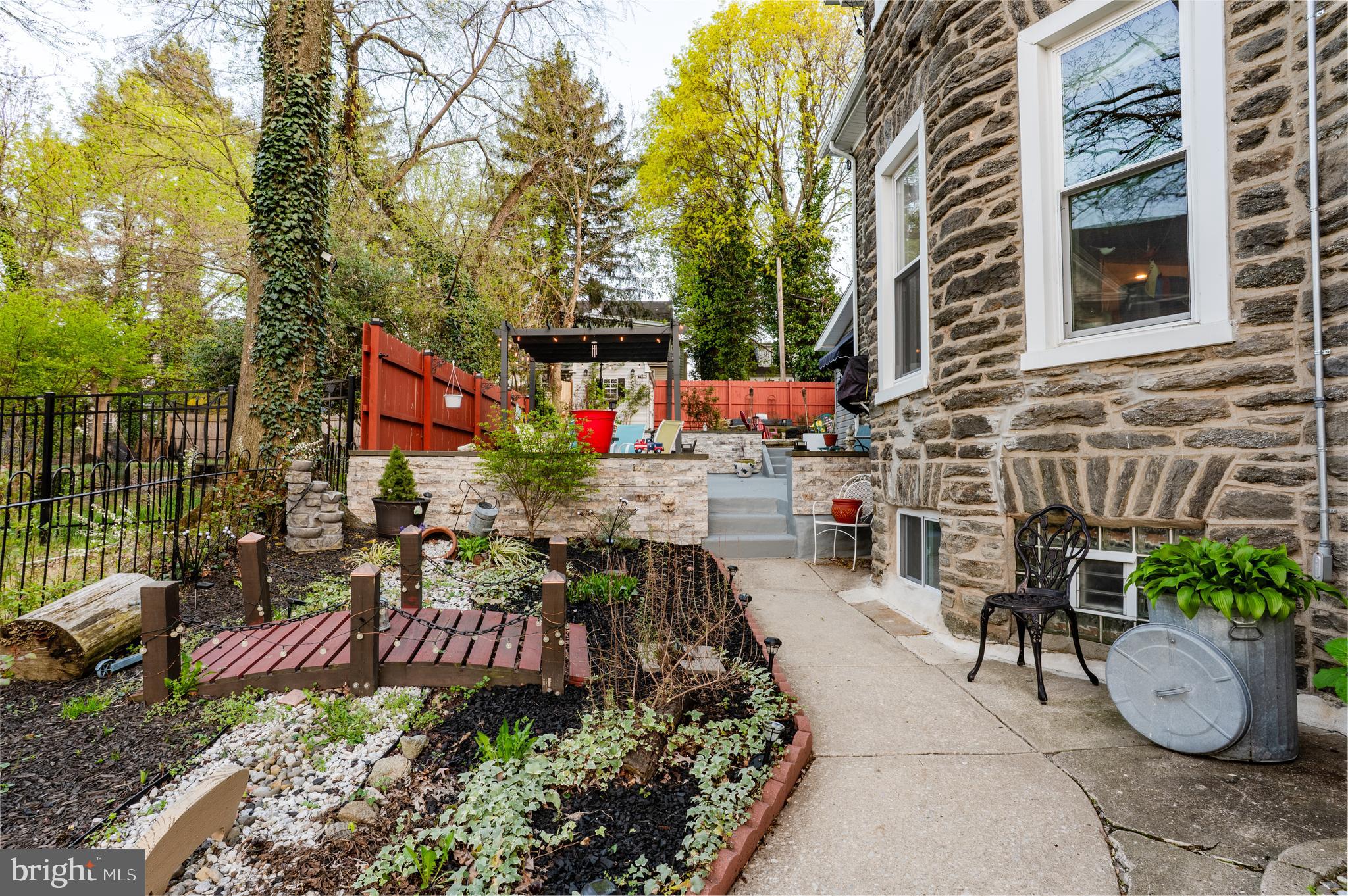 ELKINS PARK - Residential