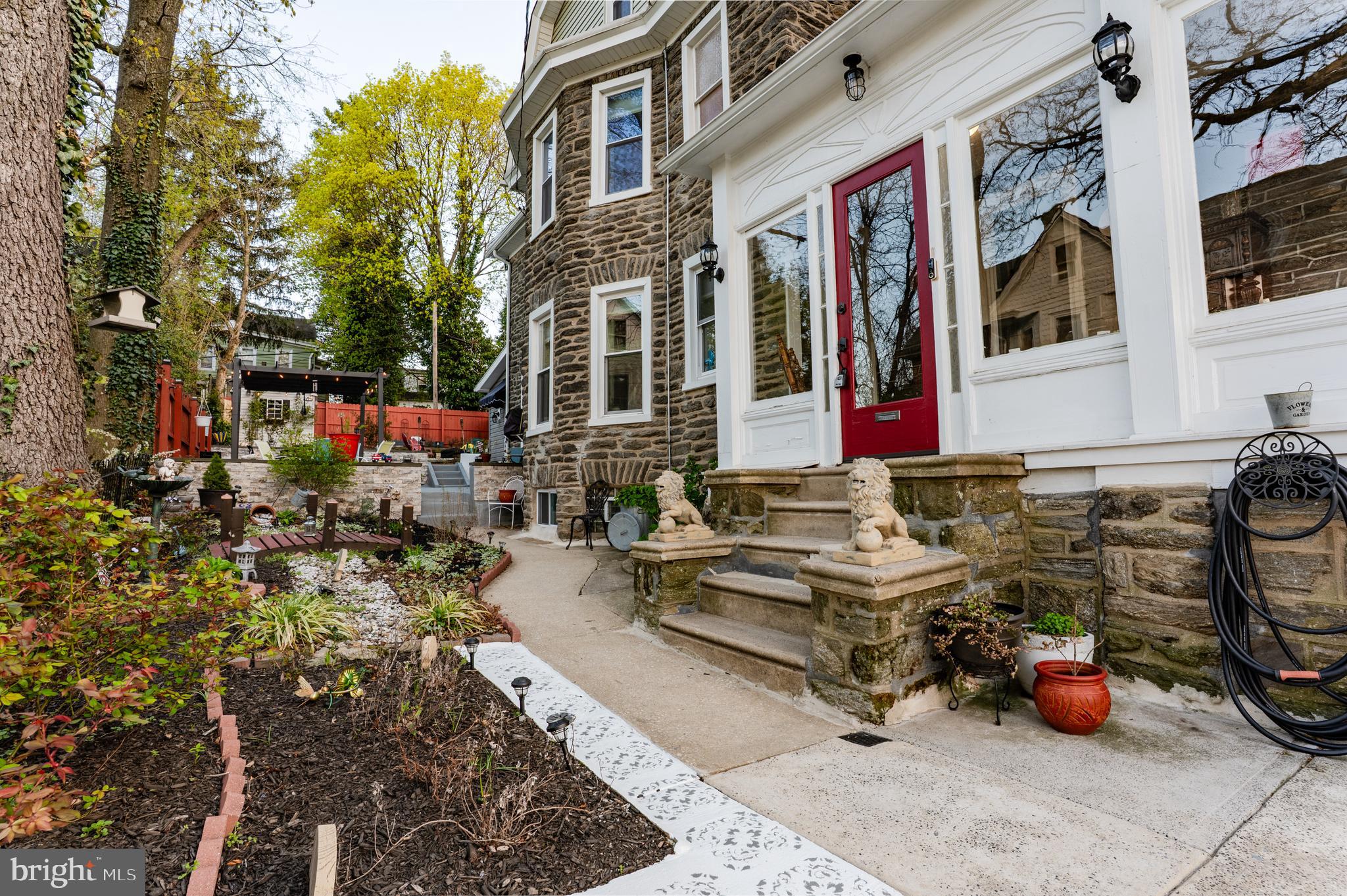ELKINS PARK - Residential