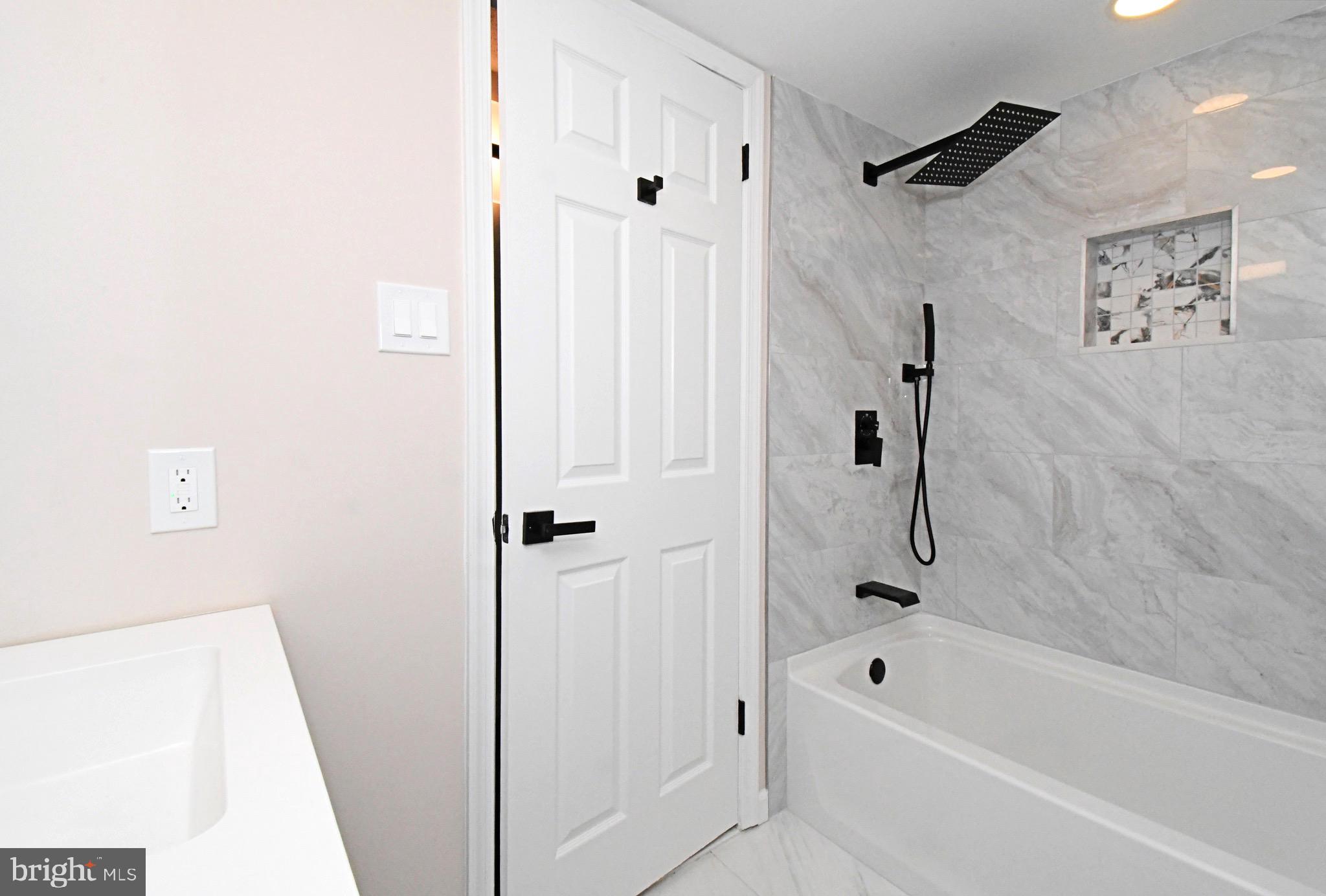 EAGLES RIDGE - Residential