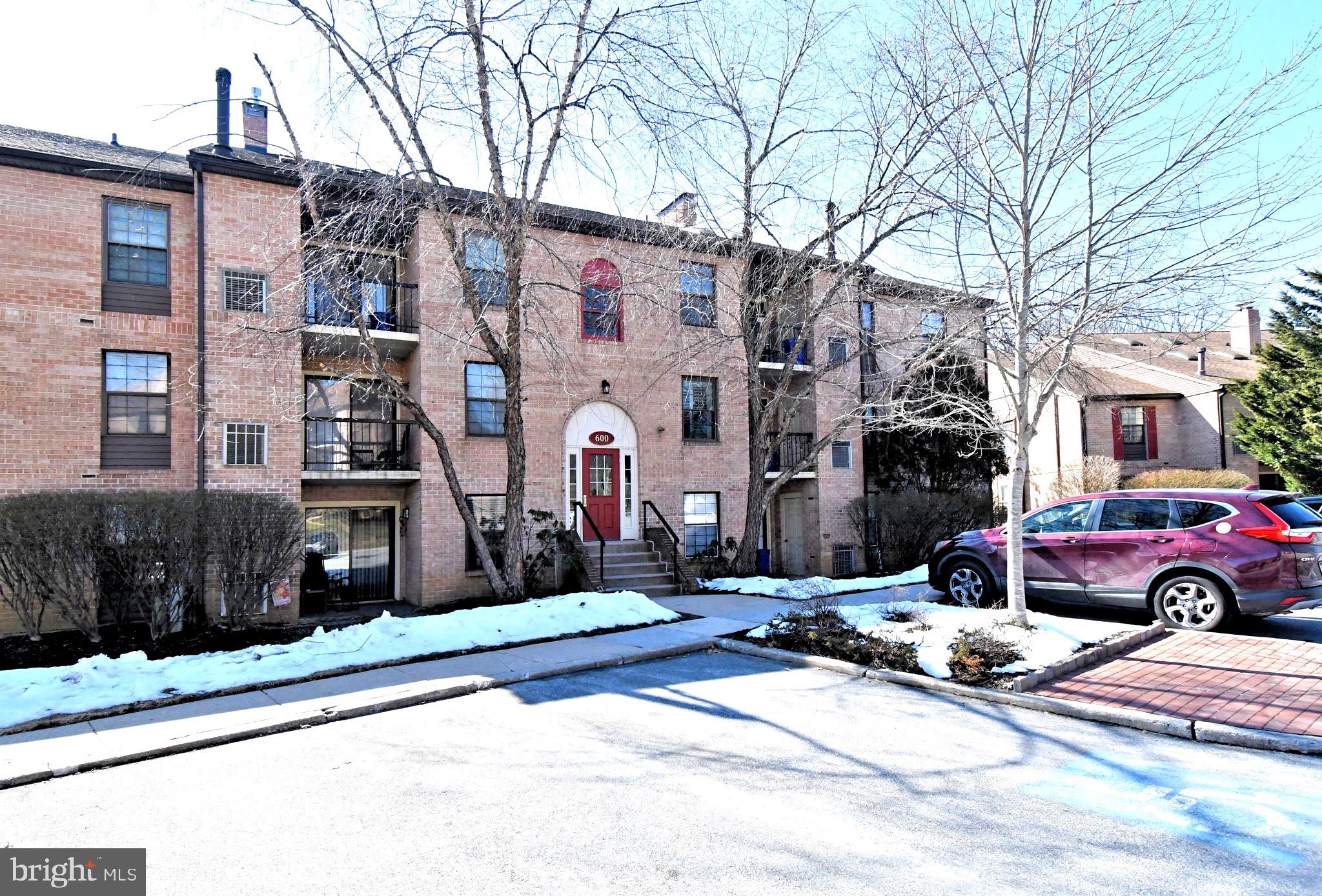 EAGLES RIDGE - Residential