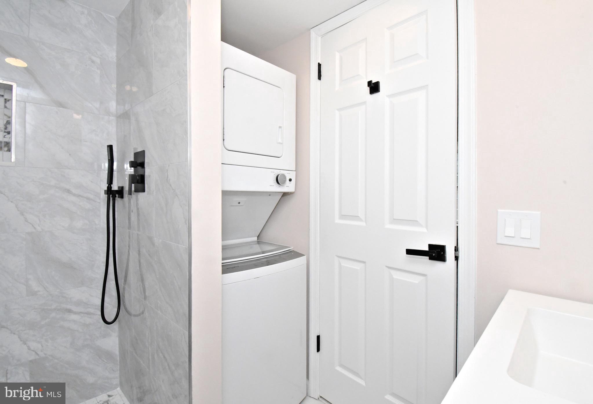 EAGLES RIDGE - Residential