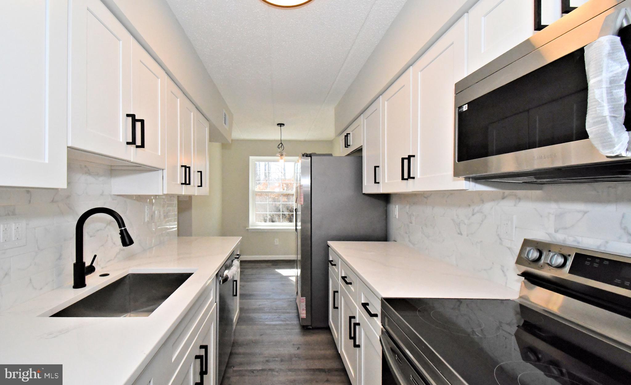 EAGLES RIDGE - Residential