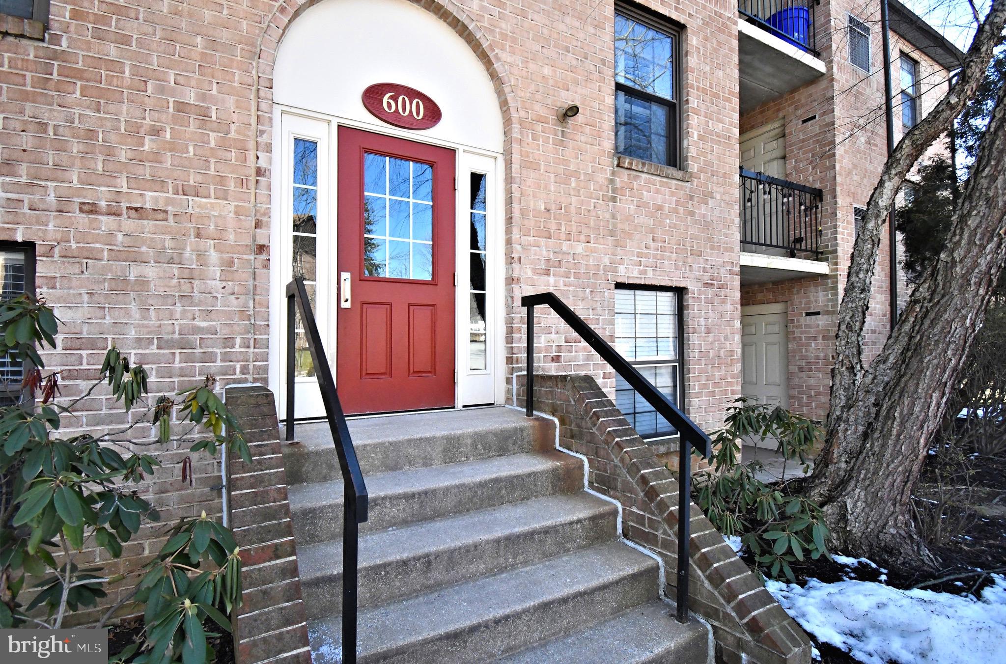 EAGLES RIDGE - Residential