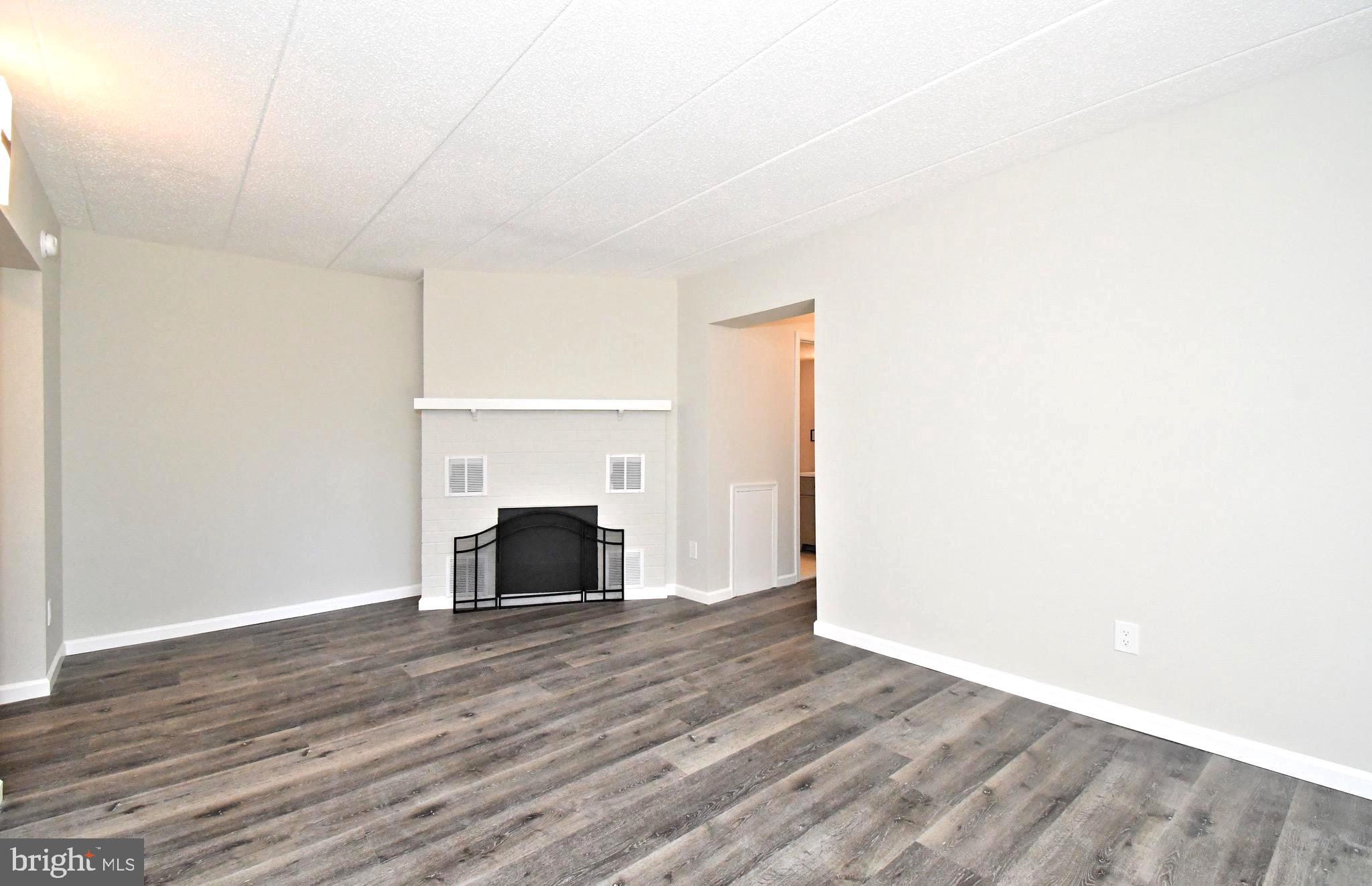 EAGLES RIDGE - Residential