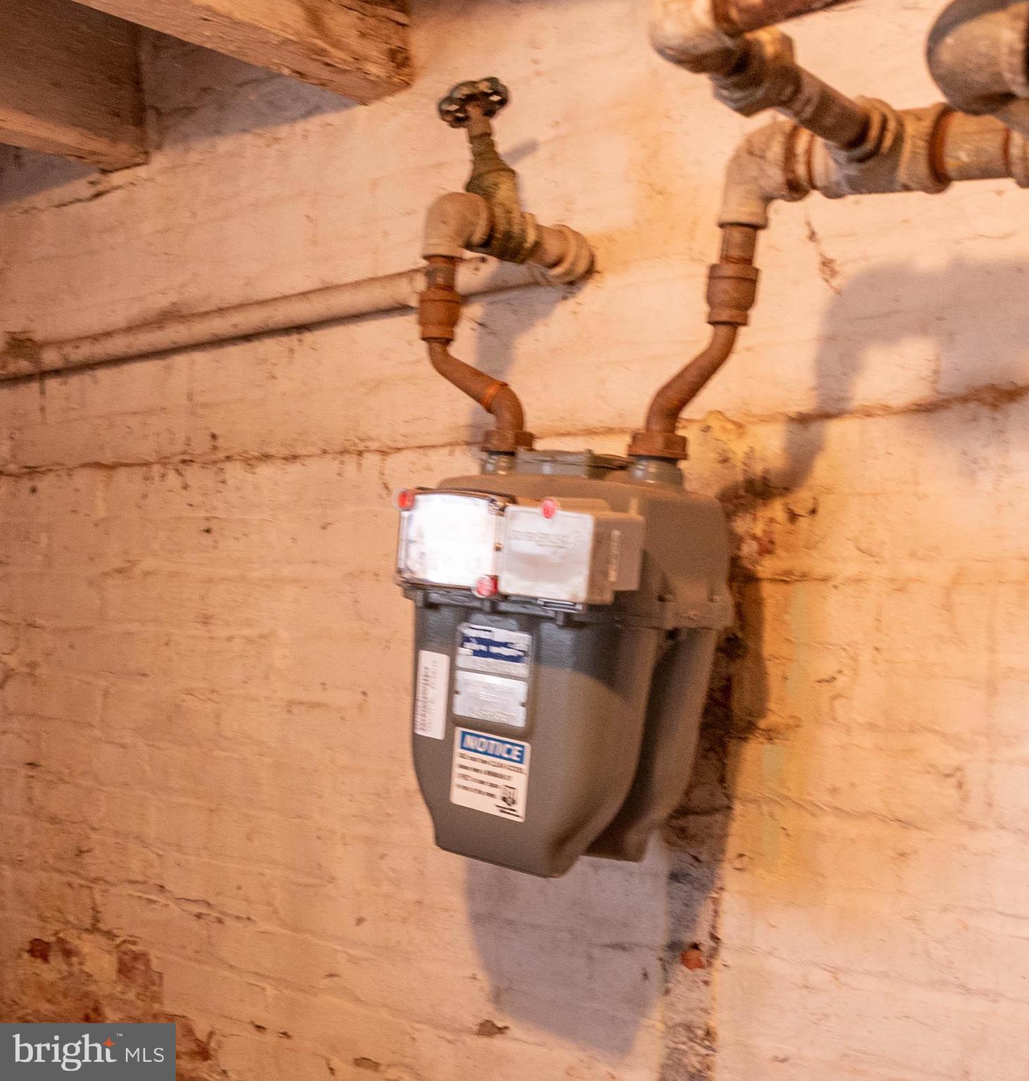 ELWOOD PARK - Residential