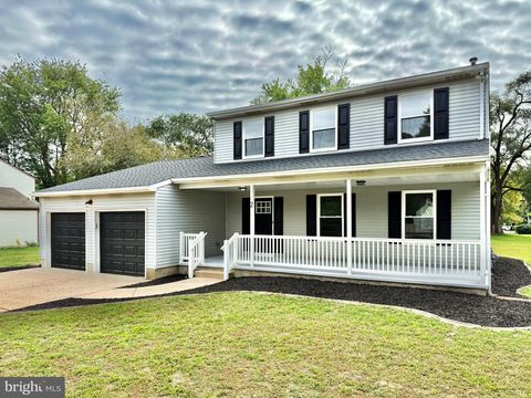 2 CAMBRIDGE WAY VOORHEES NJ 08043