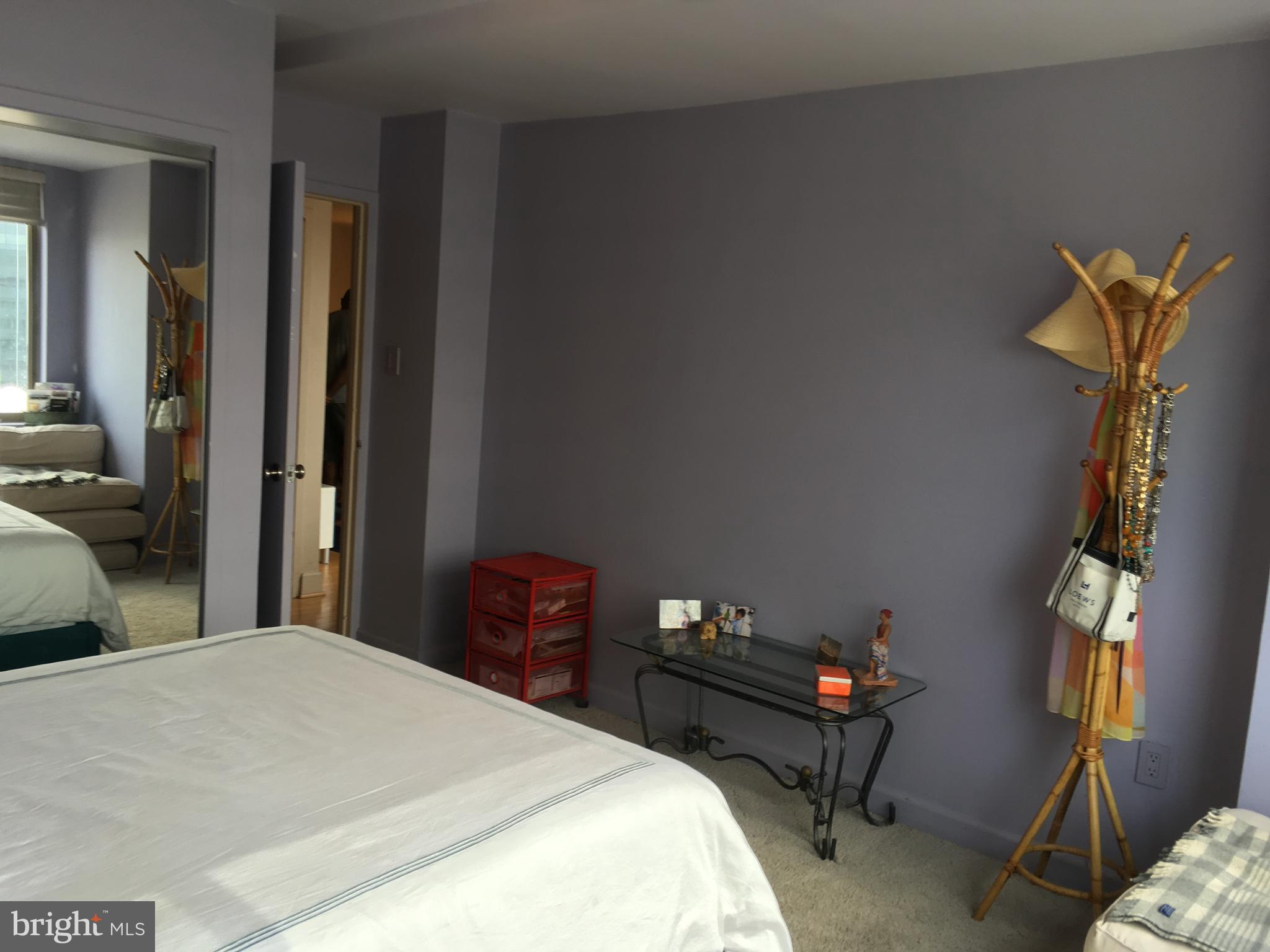 RIVER PLACE NORTH - Residential