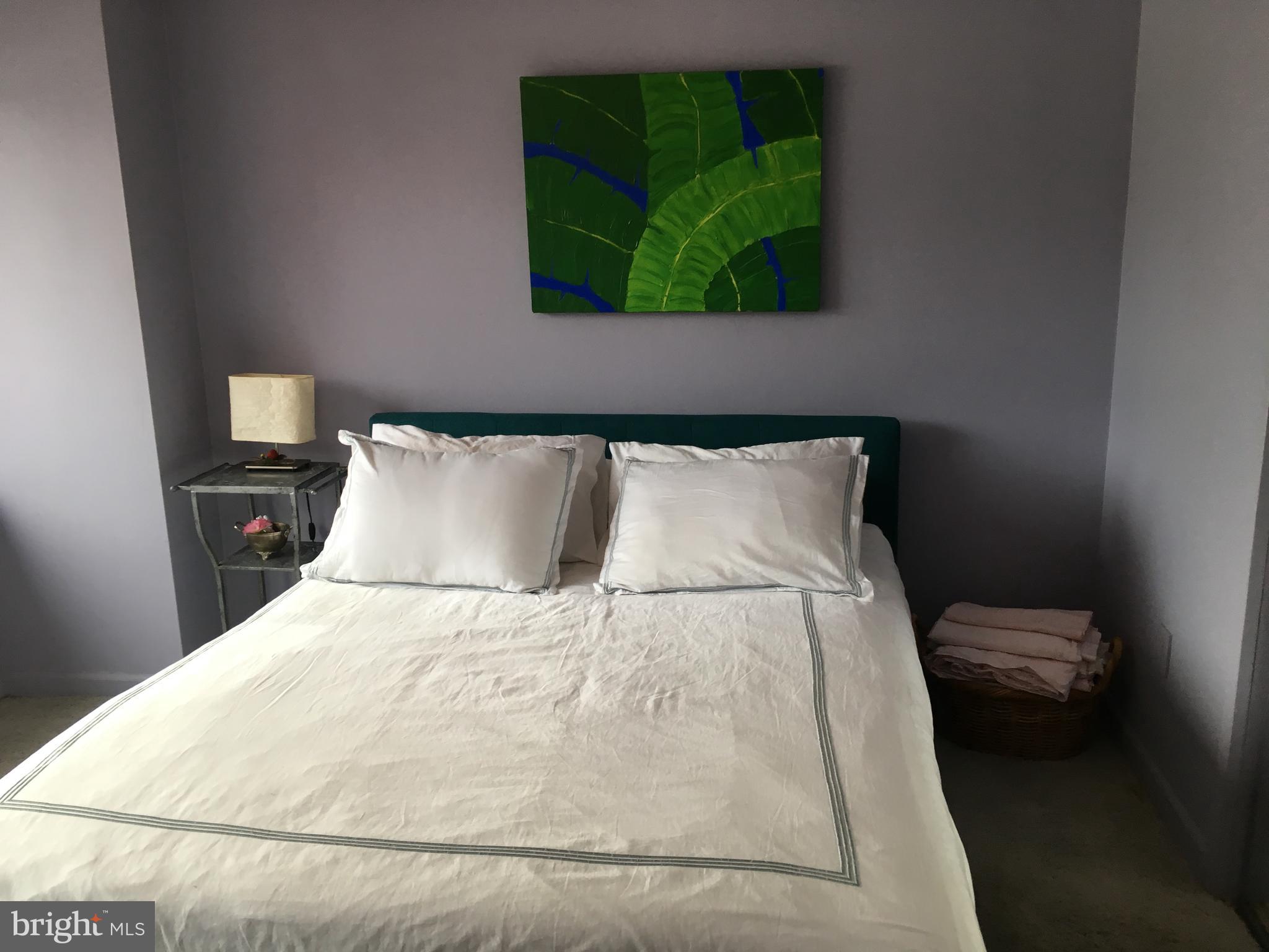 RIVER PLACE NORTH - Residential