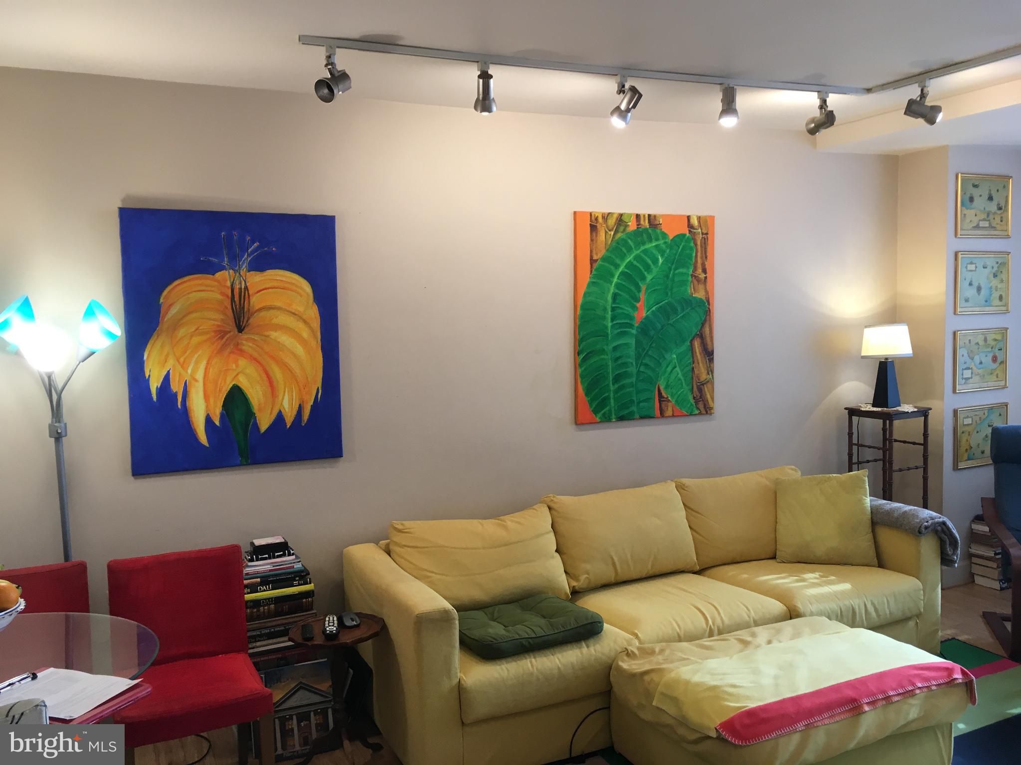 RIVER PLACE NORTH - Residential