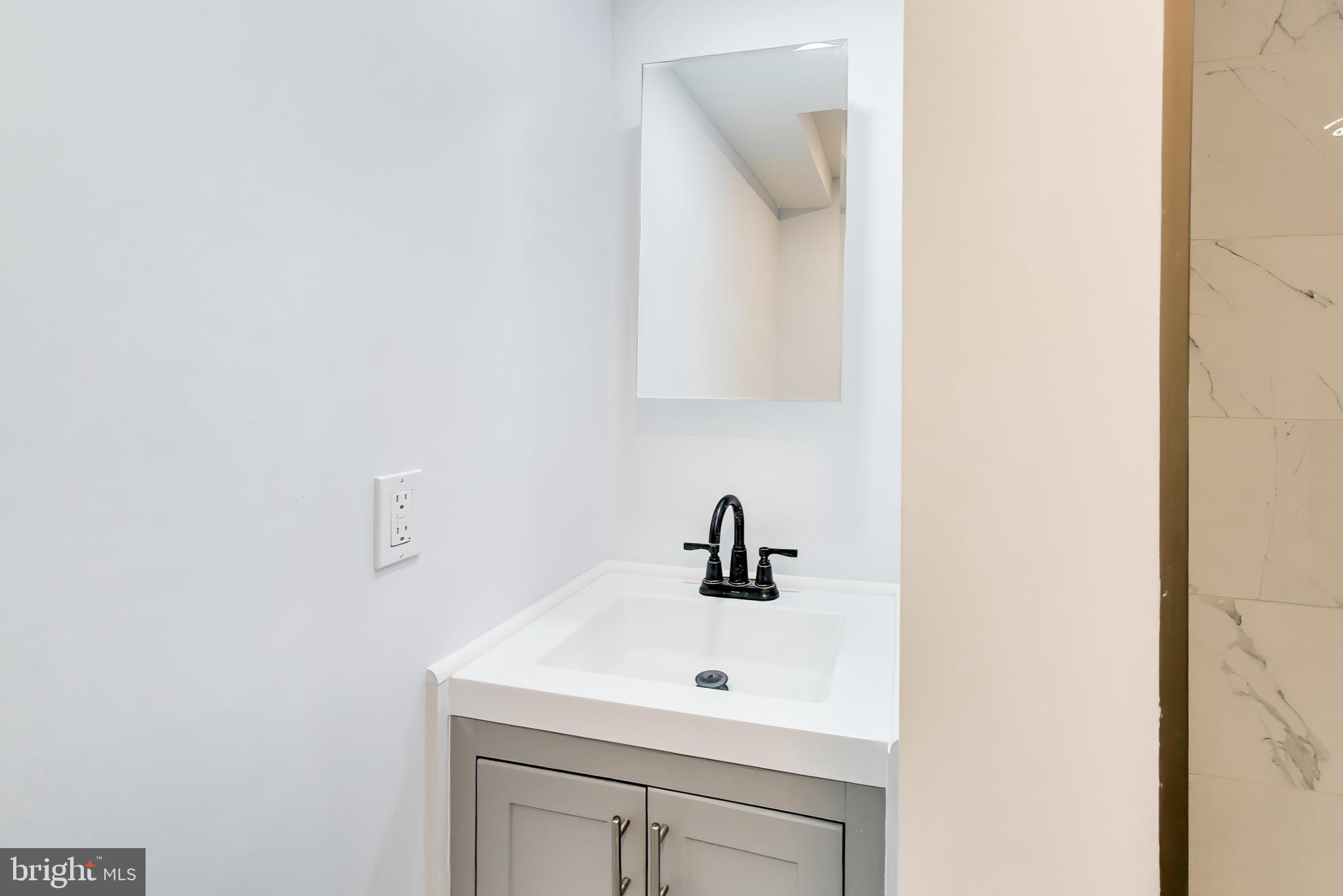 ROCKBURN COMMONS II - Residential