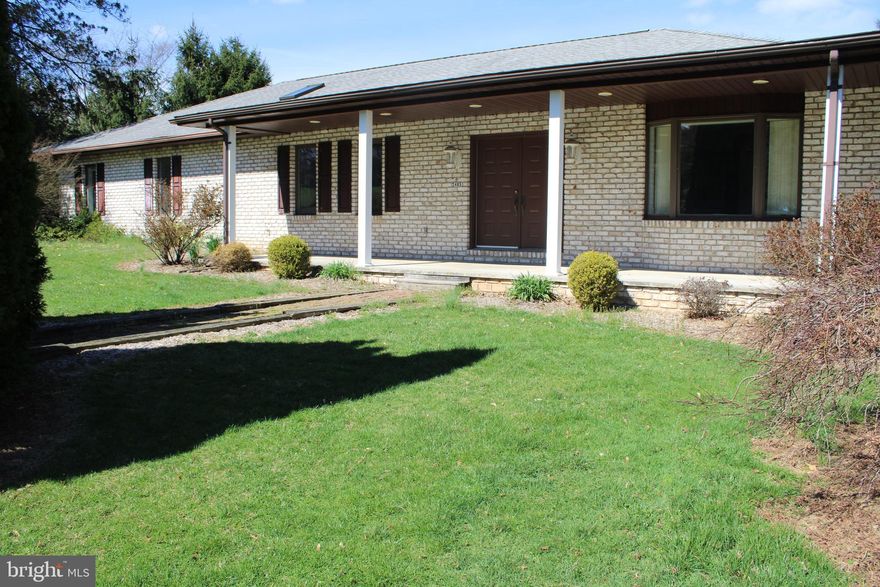 Four bedroom, two bathroom house.
Note: Applicant must fill out an application and be approved PRIOR to viewing the property. The online application can be found on our website. You can apply for this property under the property description.