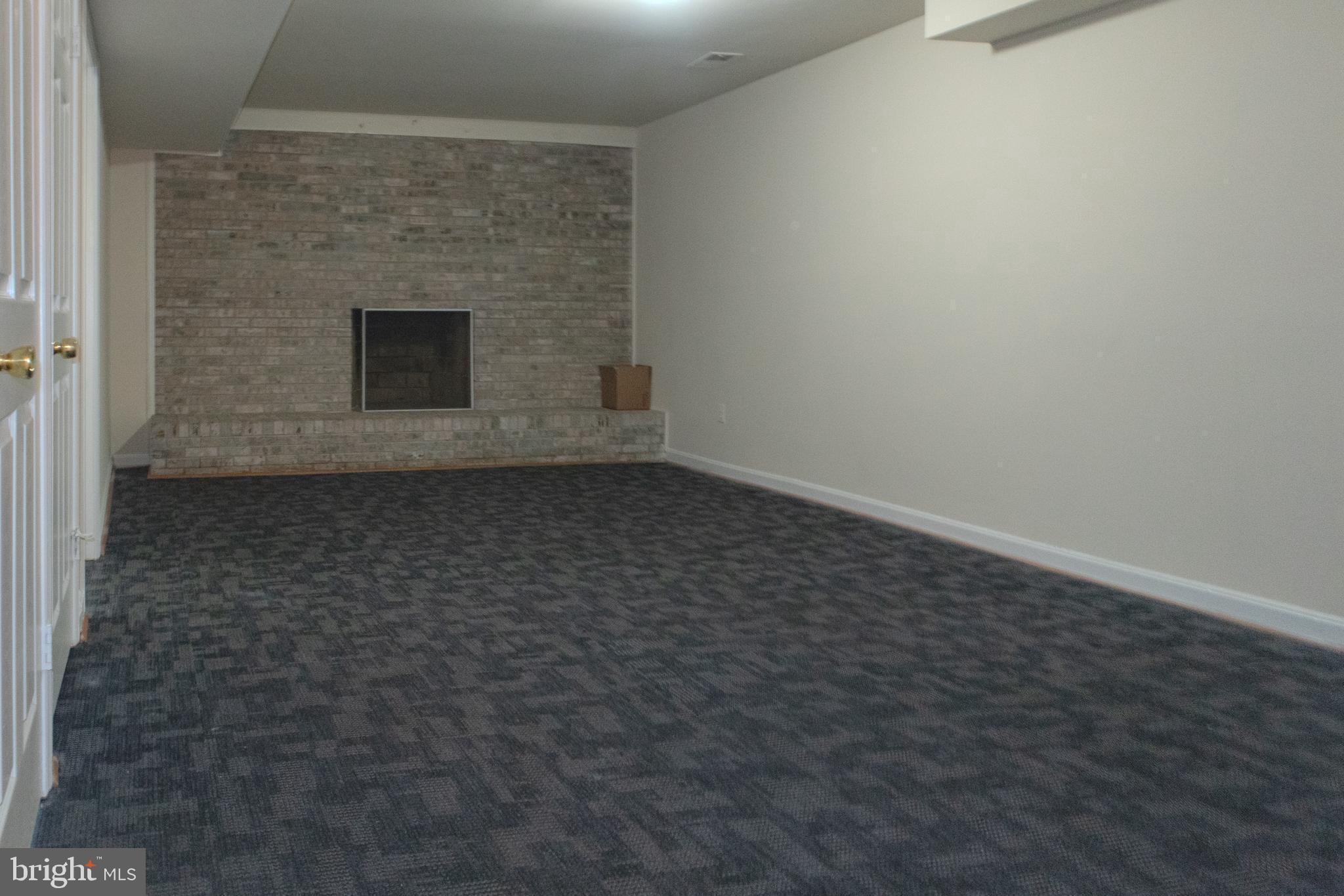 CRYSTAL SPRINGS - Residential