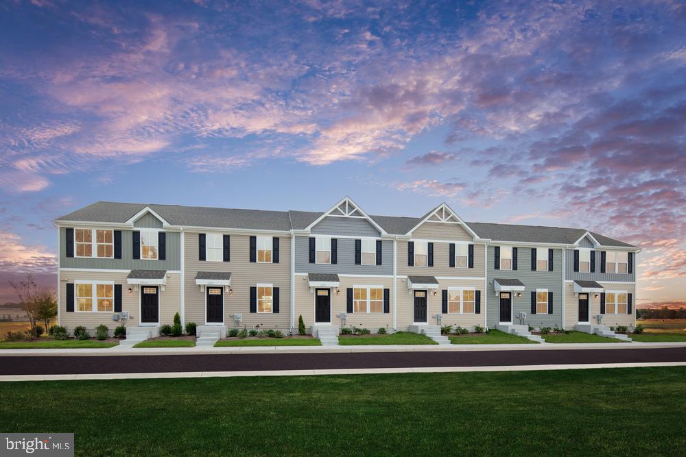 FOXWOOD RIDGE - Residential