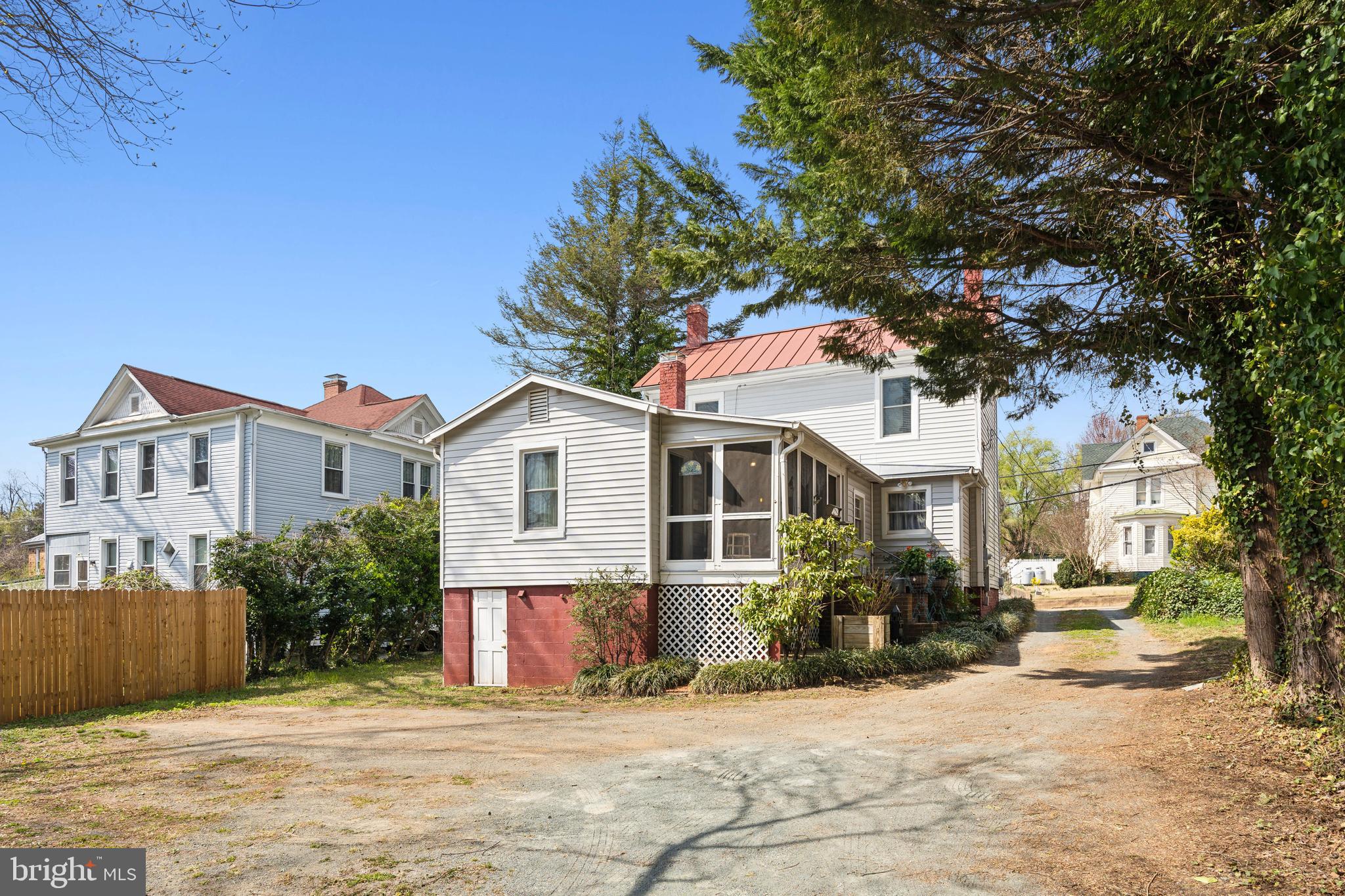 TOWN OF ORANGE - Residential