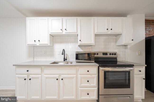 MOUNT VERNON PLACE HISTORIC DISTRICT - Residential Lease