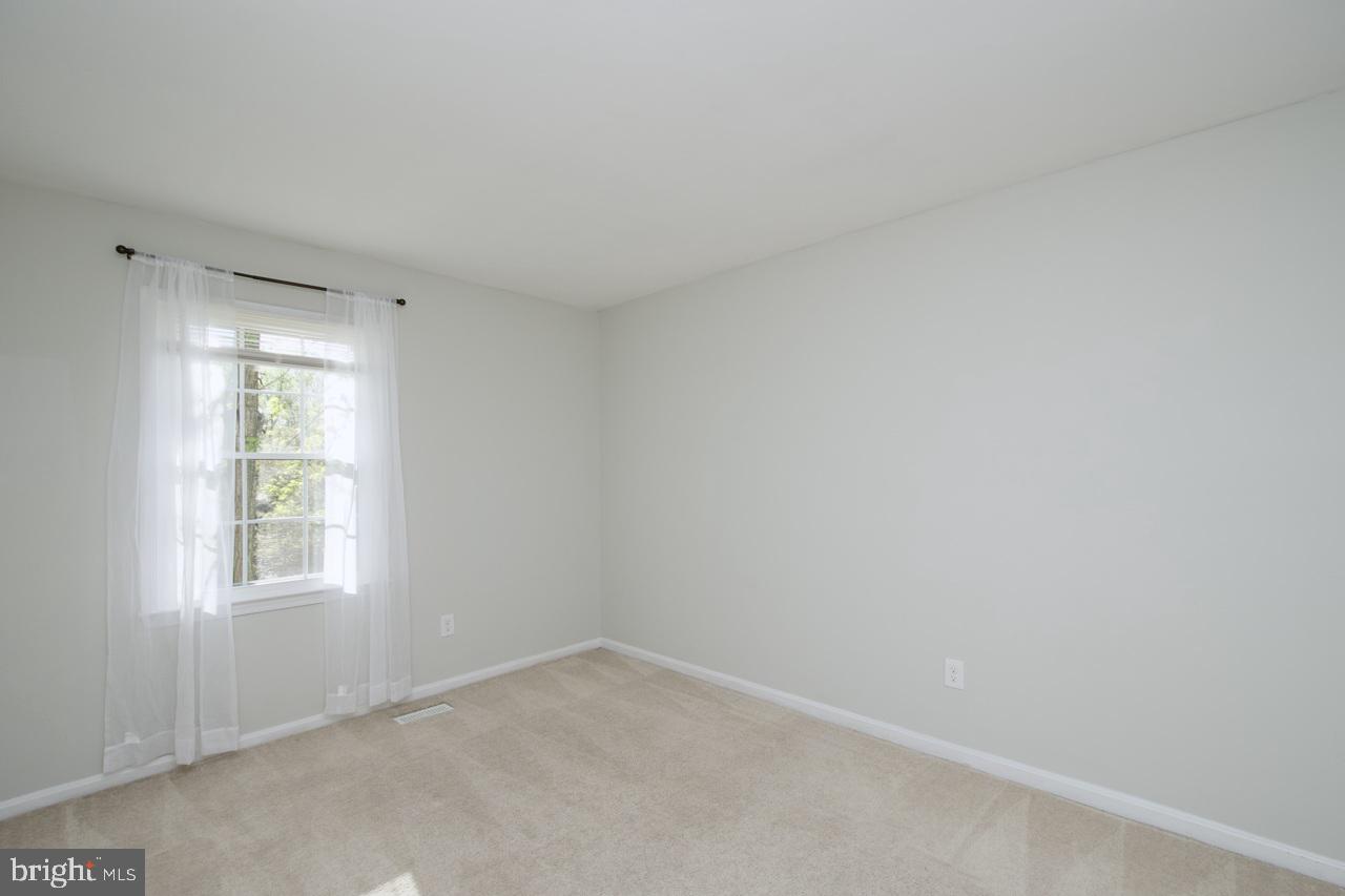 KEENE MILL WOODS - Residential Lease