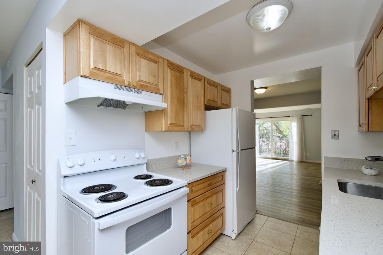 KEENE MILL WOODS - Residential Lease