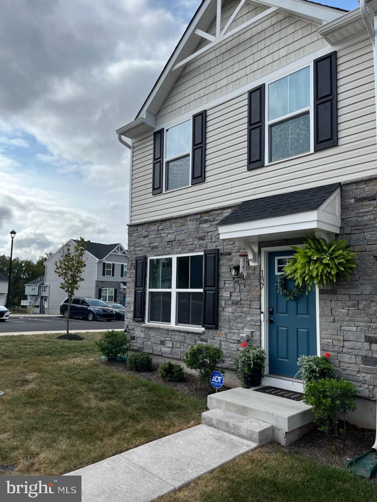 2 years young 1,220 sq ft End Unit townhome in lovely Sanatoga Crossing. The homes features 3 Bedrooms, 2 Baths, Open kitchen with Duraform white linen cabinets and island, Granite countertops, Stainless steel range, fridge, dishwasher and microwave w/ exterior ventilation. Luxury vinyl floors in Great Room, Washer and dryer included, Spacious primary bedroom with walk-in closet and attached bath.