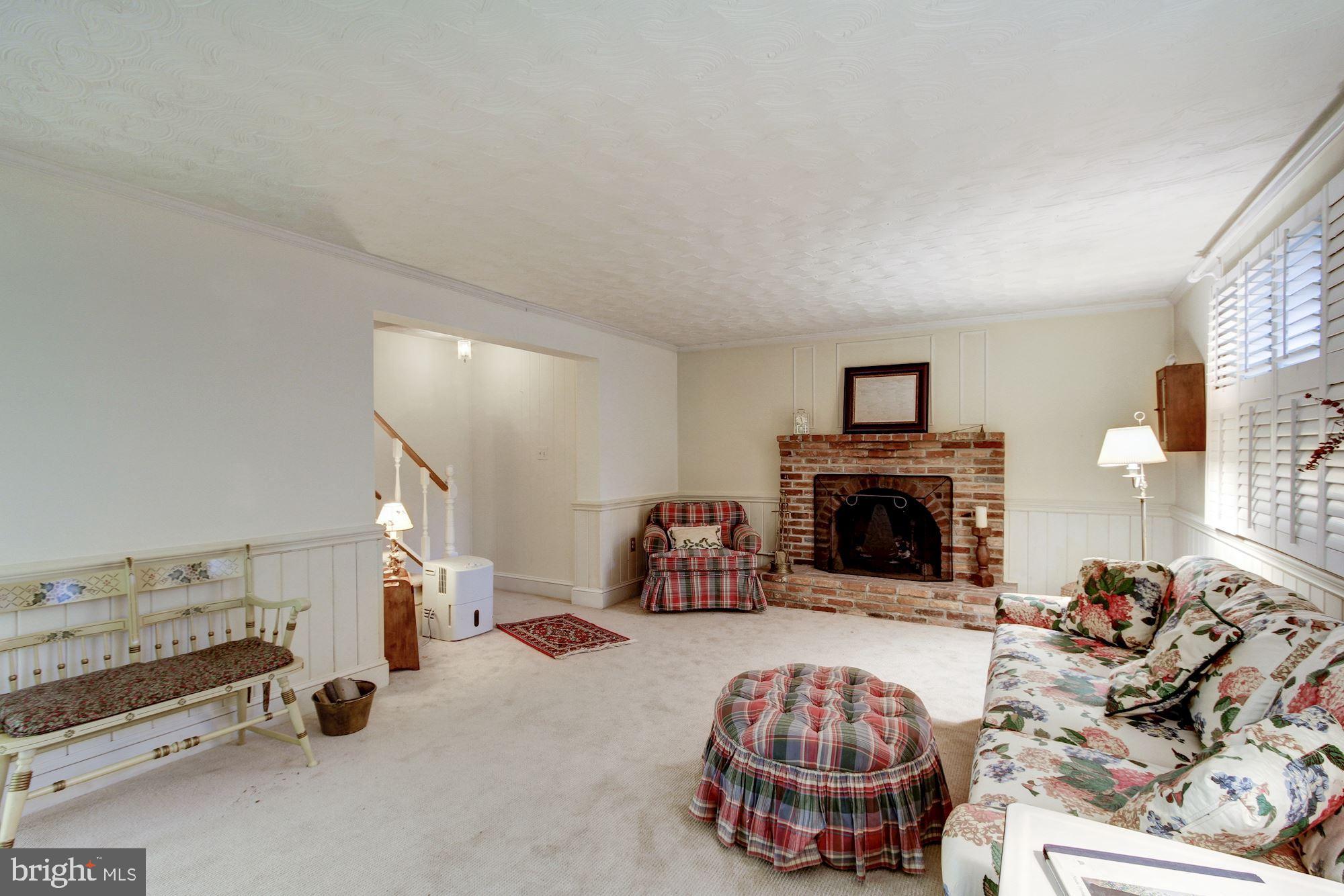 WOODMOOR - Residential