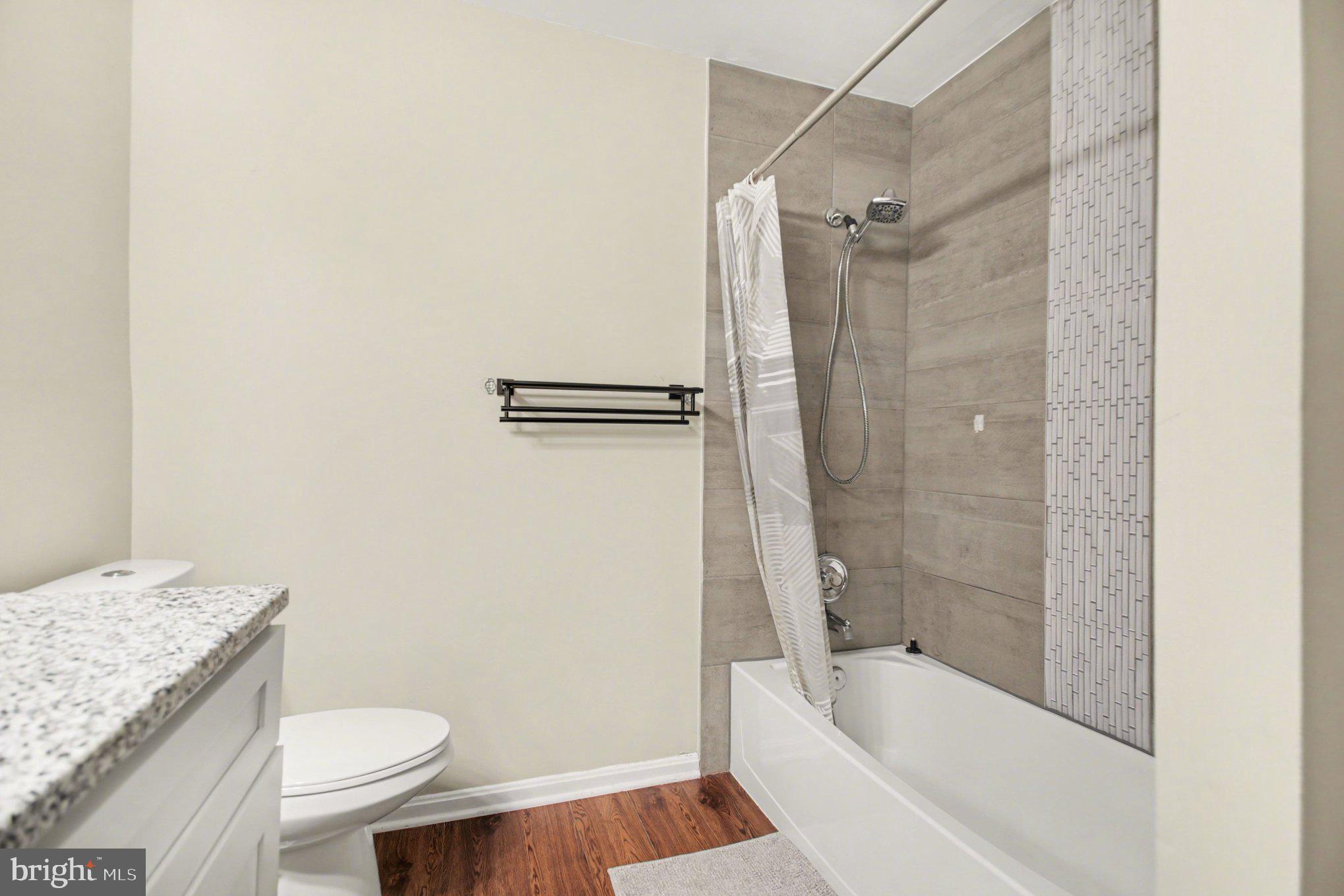 MONTCLAIR - Residential