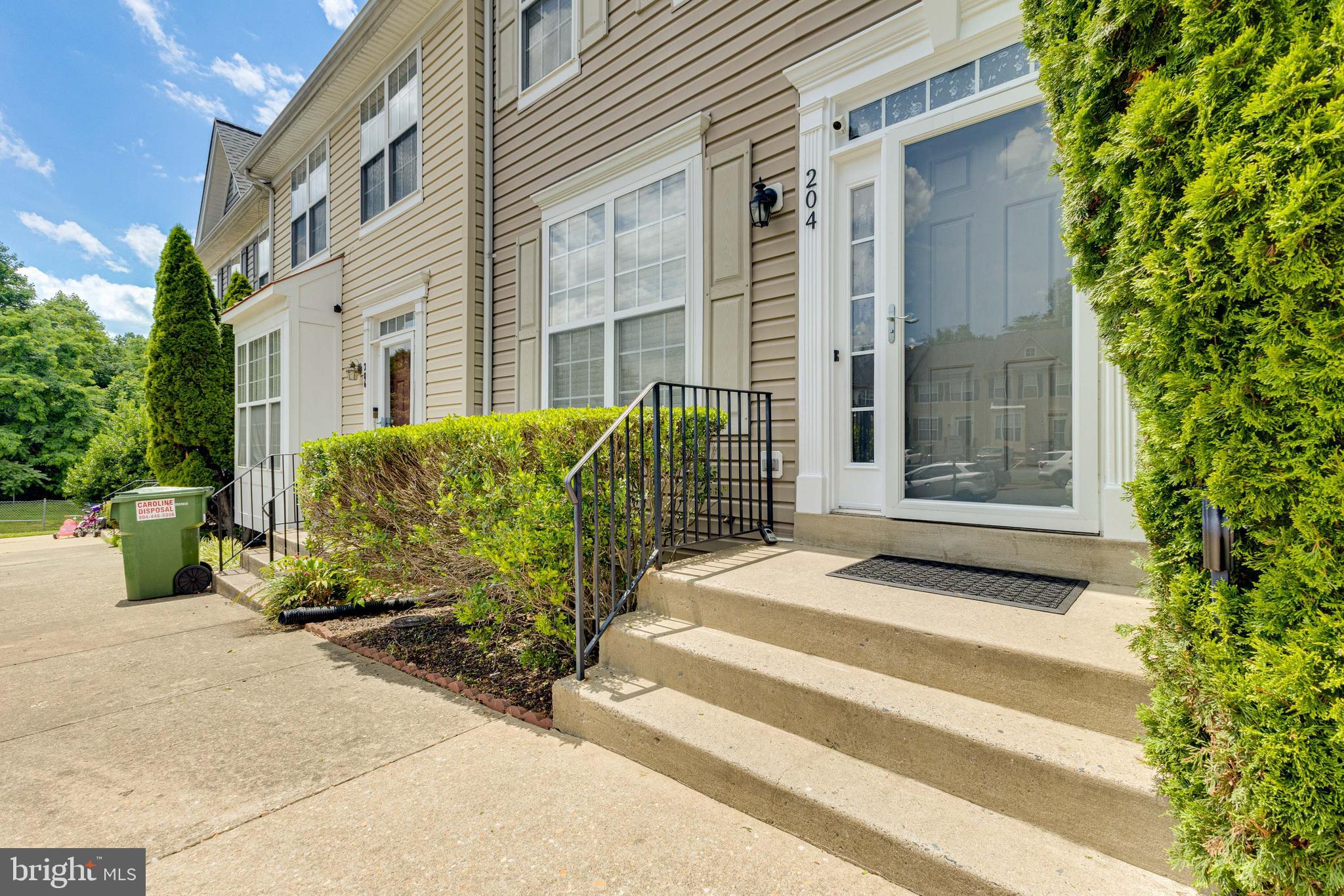 HILLSIDE TERRACE - Residential Lease