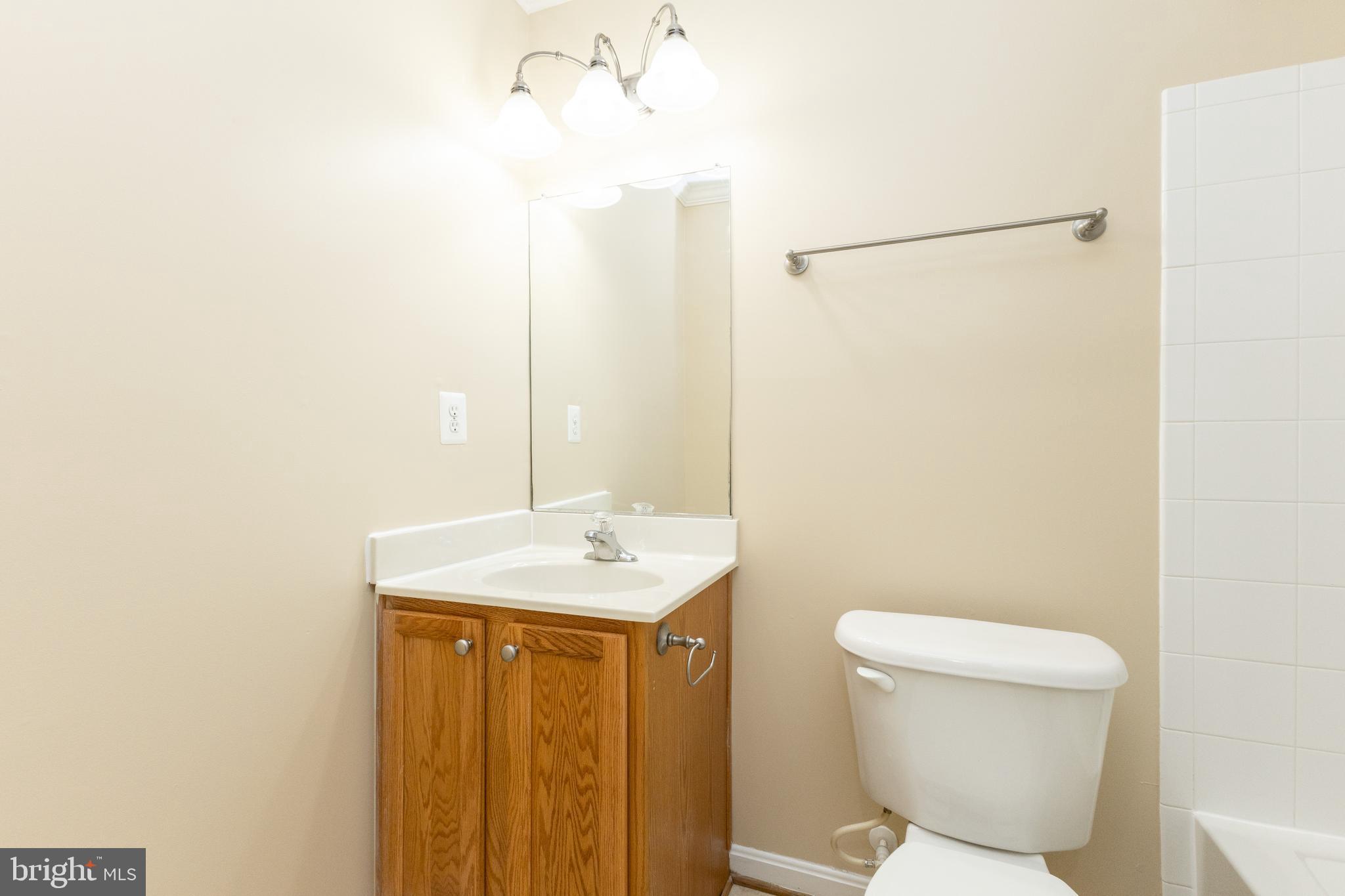 HILLSIDE TERRACE - Residential Lease