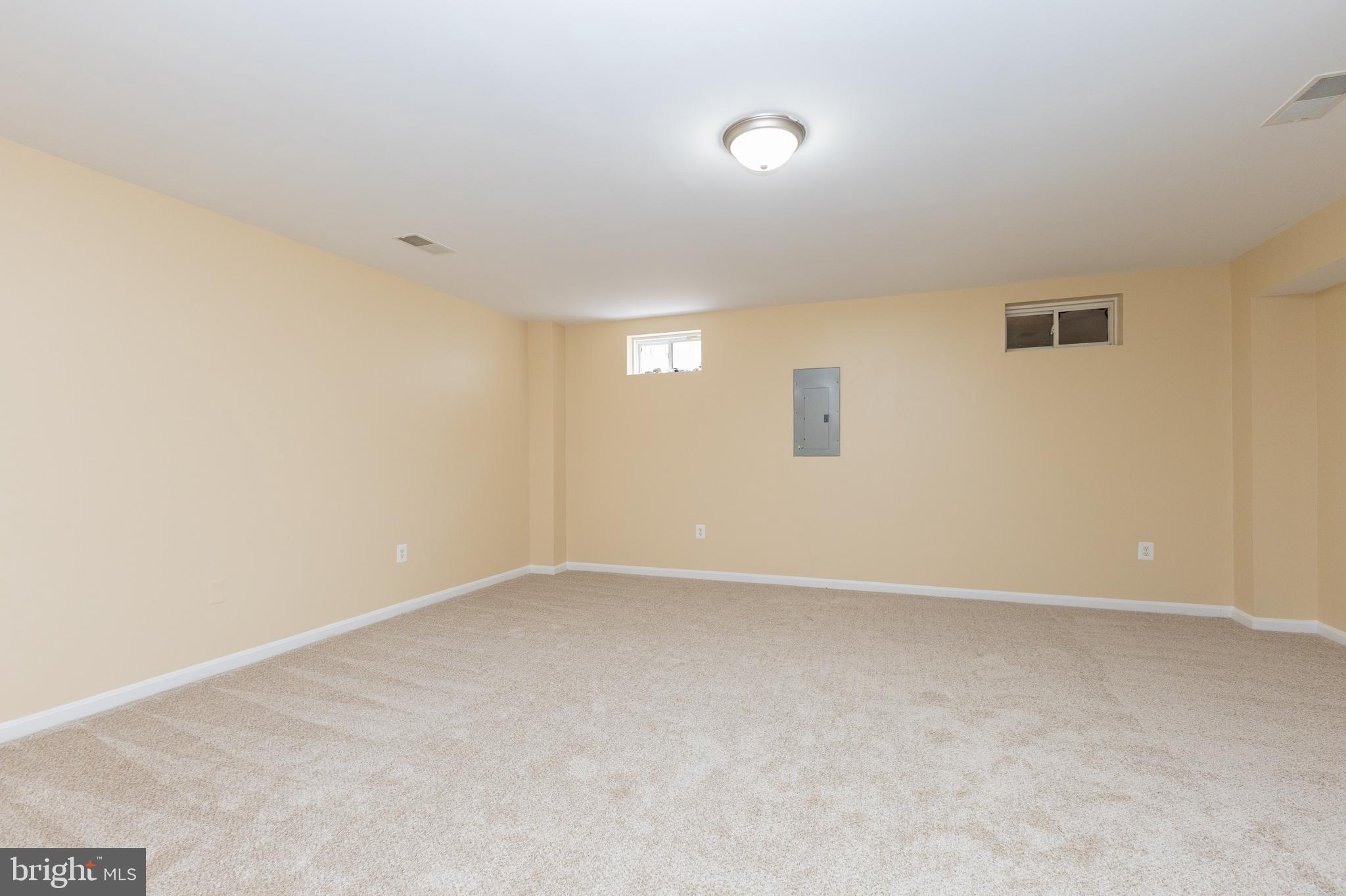 HILLSIDE TERRACE - Residential Lease