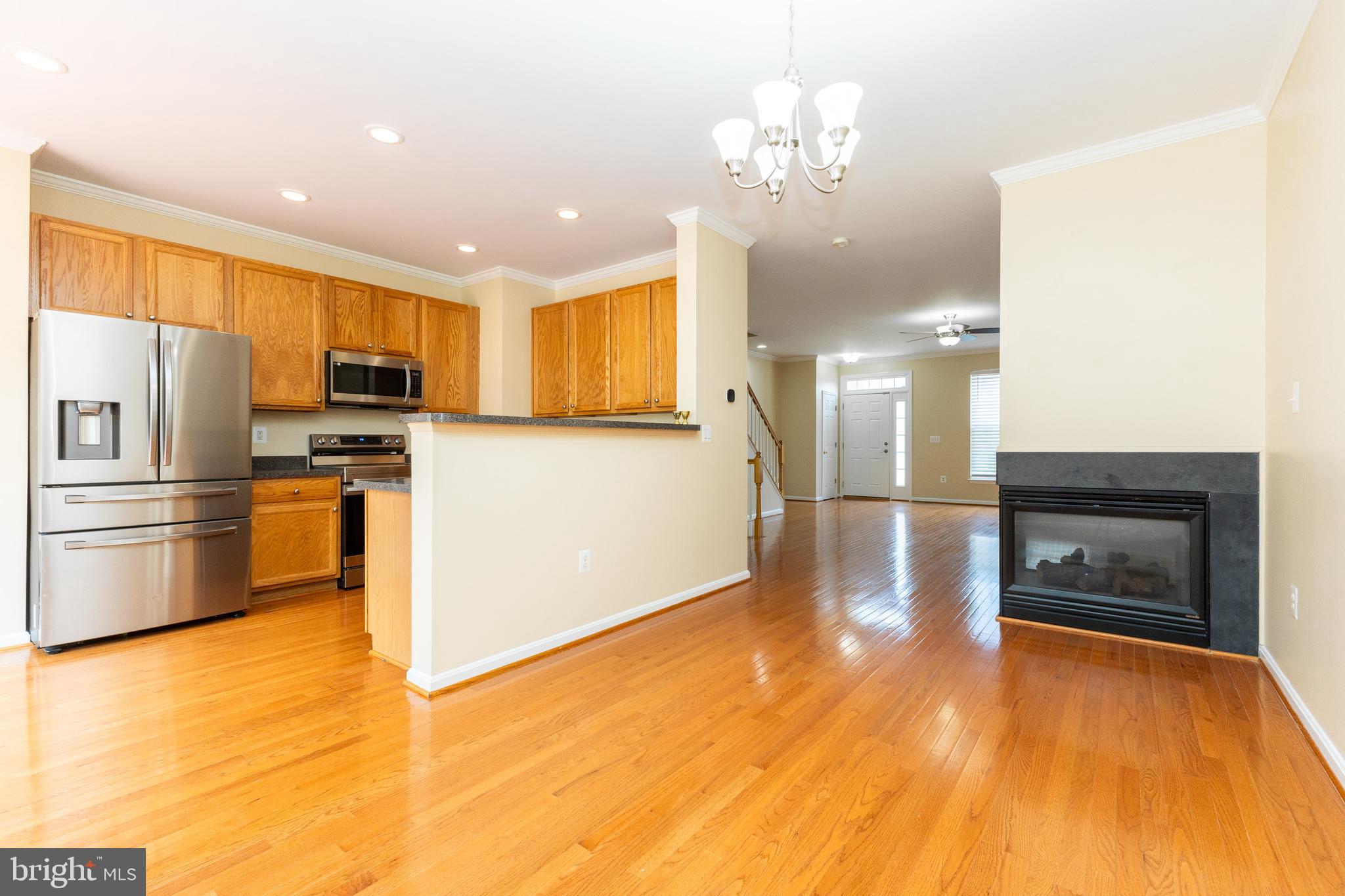 HILLSIDE TERRACE - Residential Lease