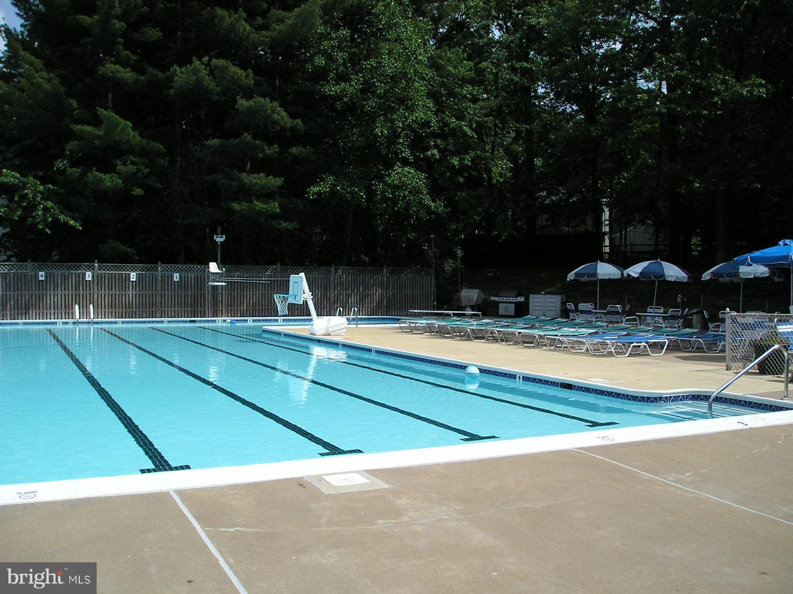 FOX MILL ESTATES - Residential Lease