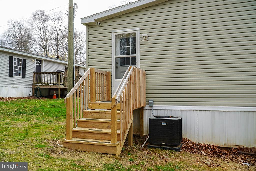 STONEY CHASE MHP - Residential