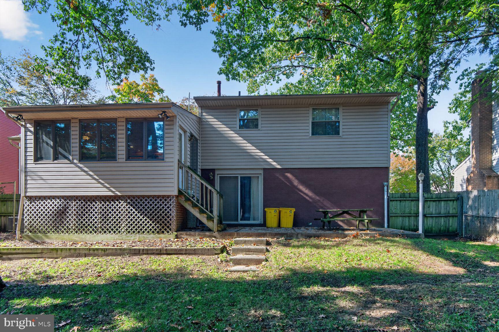 7915 PARKE WEST DRIVE