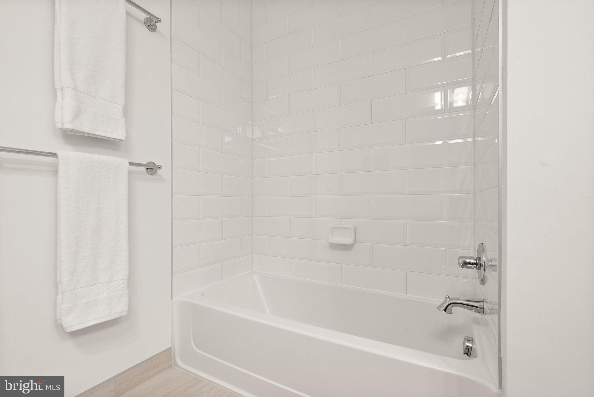 THE ENCLAVE - Residential