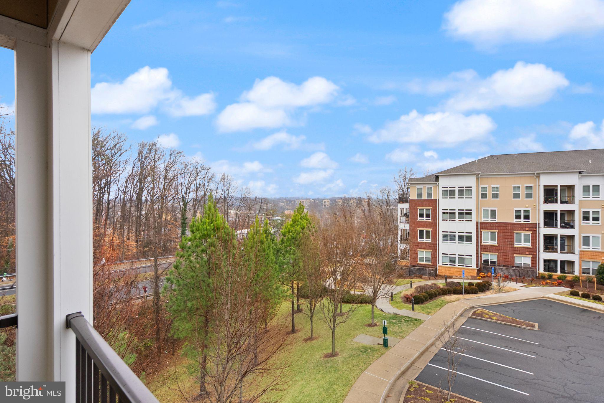 THE ENCLAVE - Residential